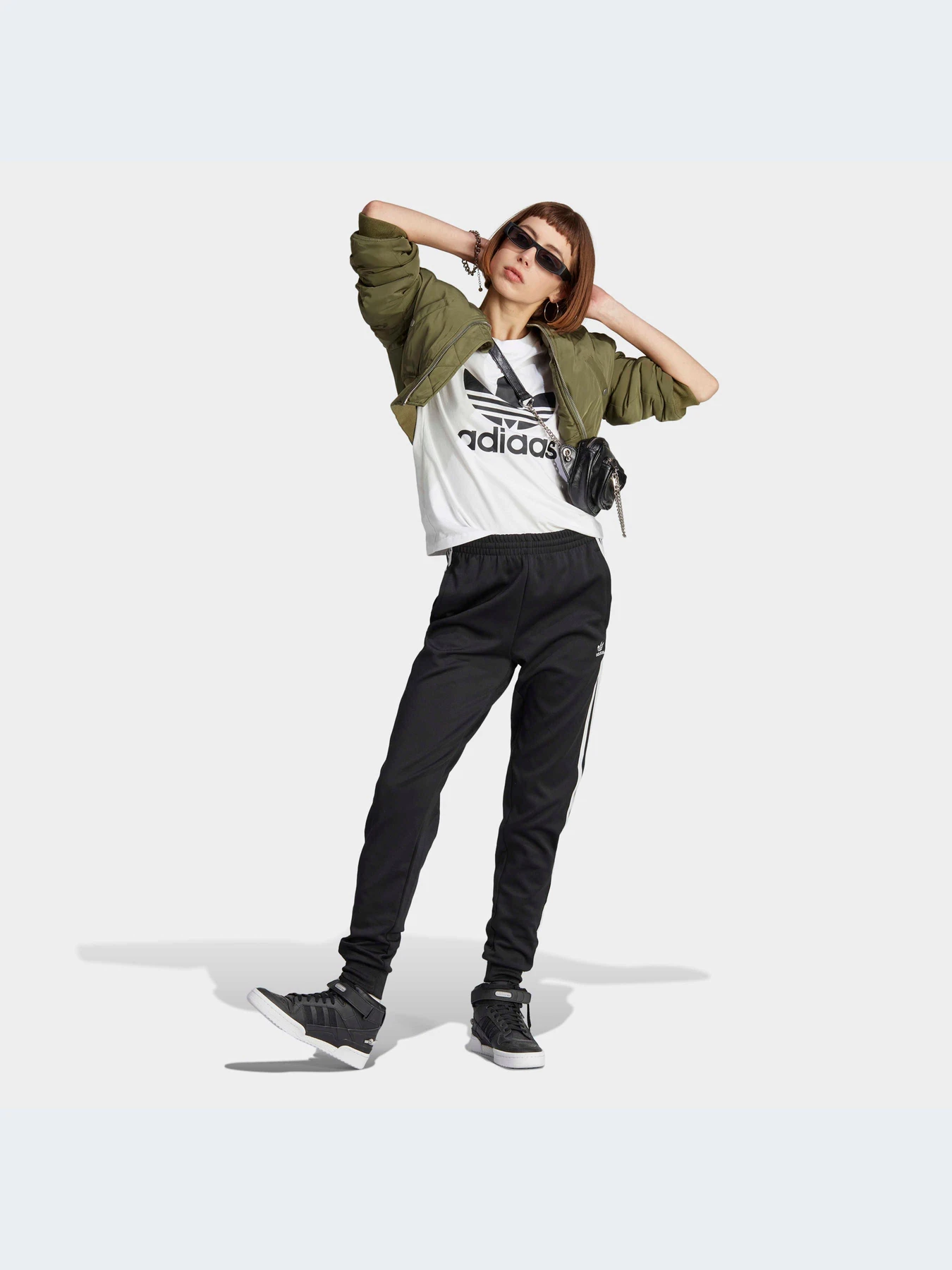 Футболки и поло Adidas Adicolor модель IK4036-KZ Футболки и поло Adidas Adicolor модель IK4036-KZ Фото