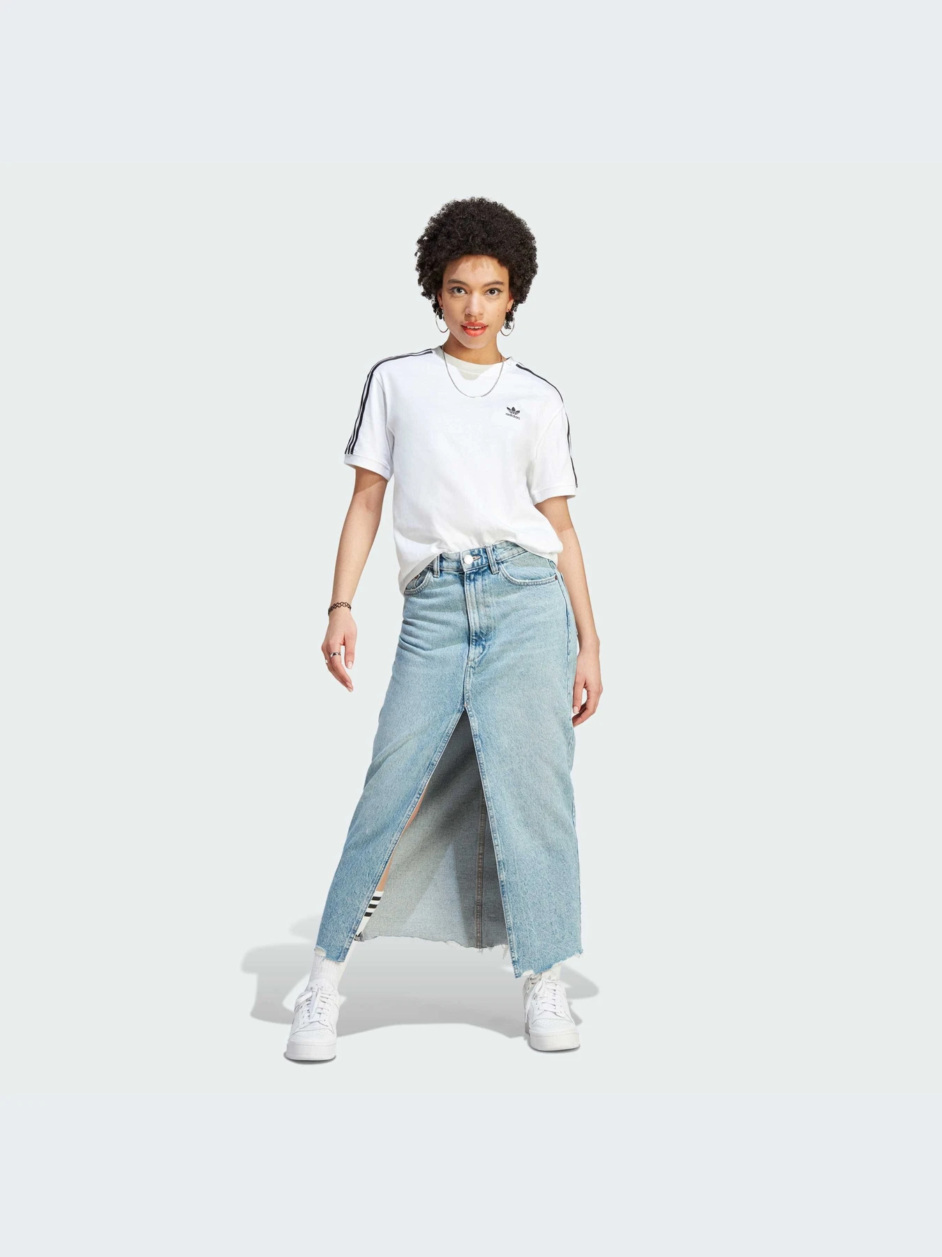 Футболки и поло Adidas Adicolor модель IK4050-KZ Футболки и поло Adidas Adicolor модель IK4050-KZ Фото
