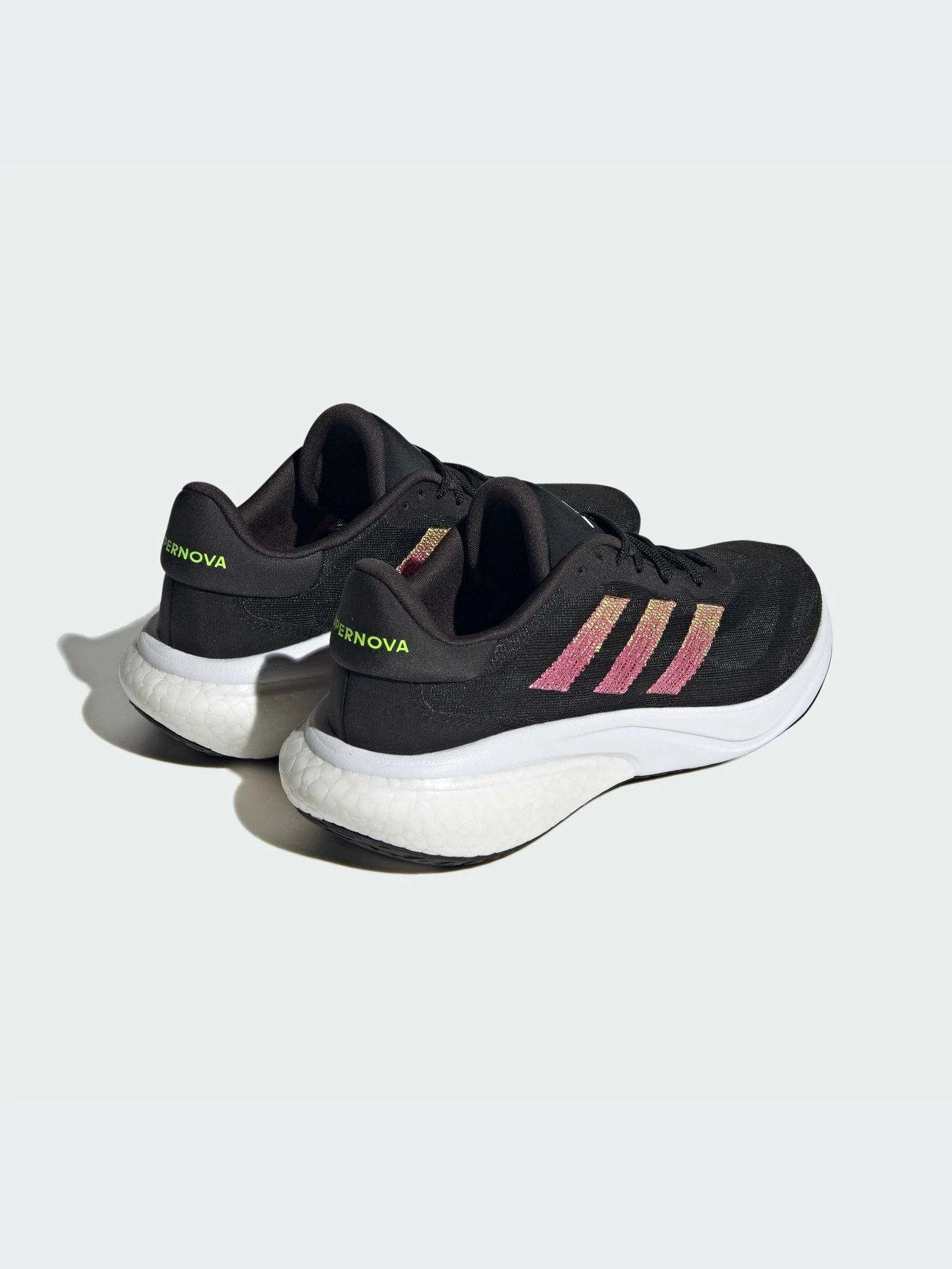 Кроссовки Adidas Supernova модель IE4350-KZ Кроссовки Adidas Supernova модель IE4350-KZ Фото