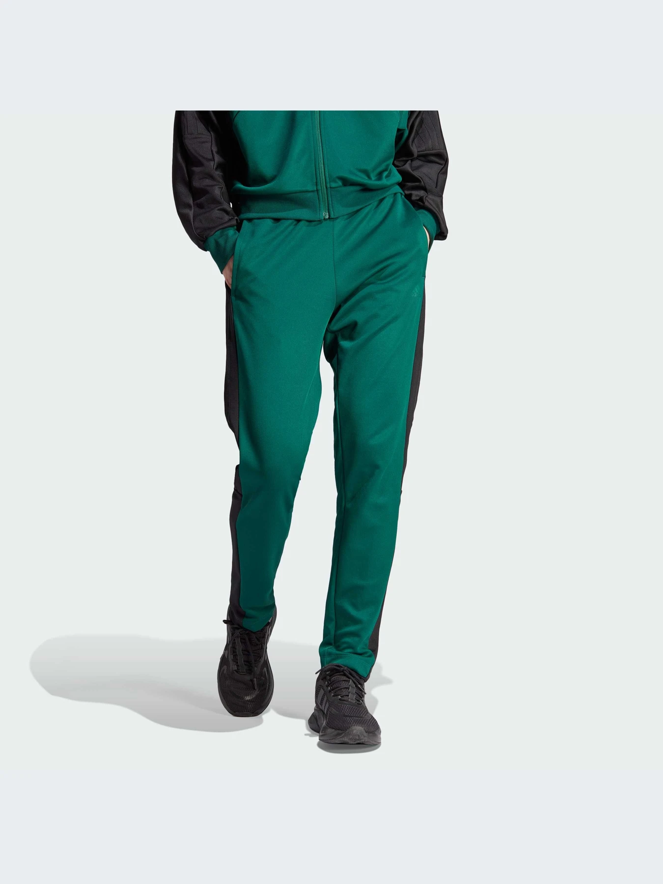 Брюки Adidas Tiro модель IM4999-KZ Брюки Adidas Tiro модель IM4999-KZ Фото