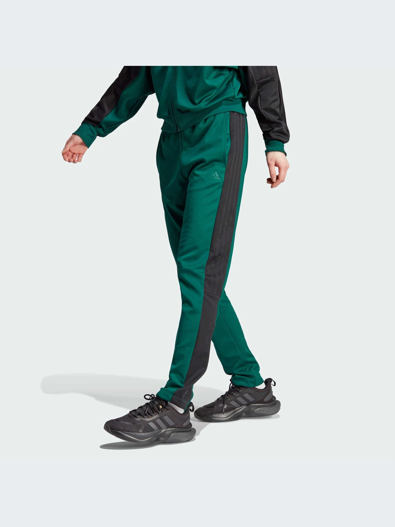 Брюки Adidas Tiro модель IM4999-KZ Брюки Adidas Tiro модель IM4999-KZ Фото