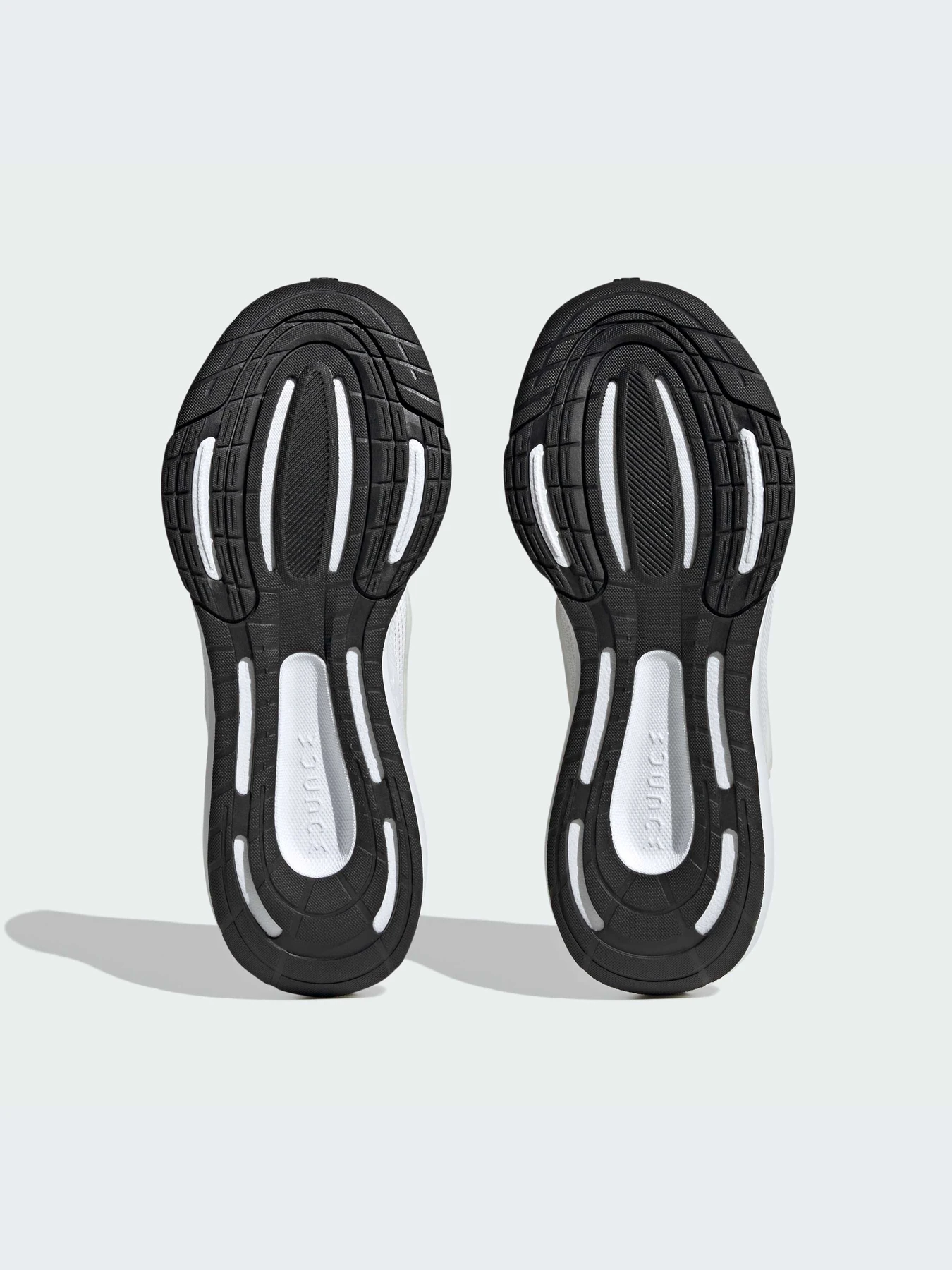 Кроссовки Adidas модель ID2250-KZ Кроссовки Adidas модель ID2250-KZ Фото