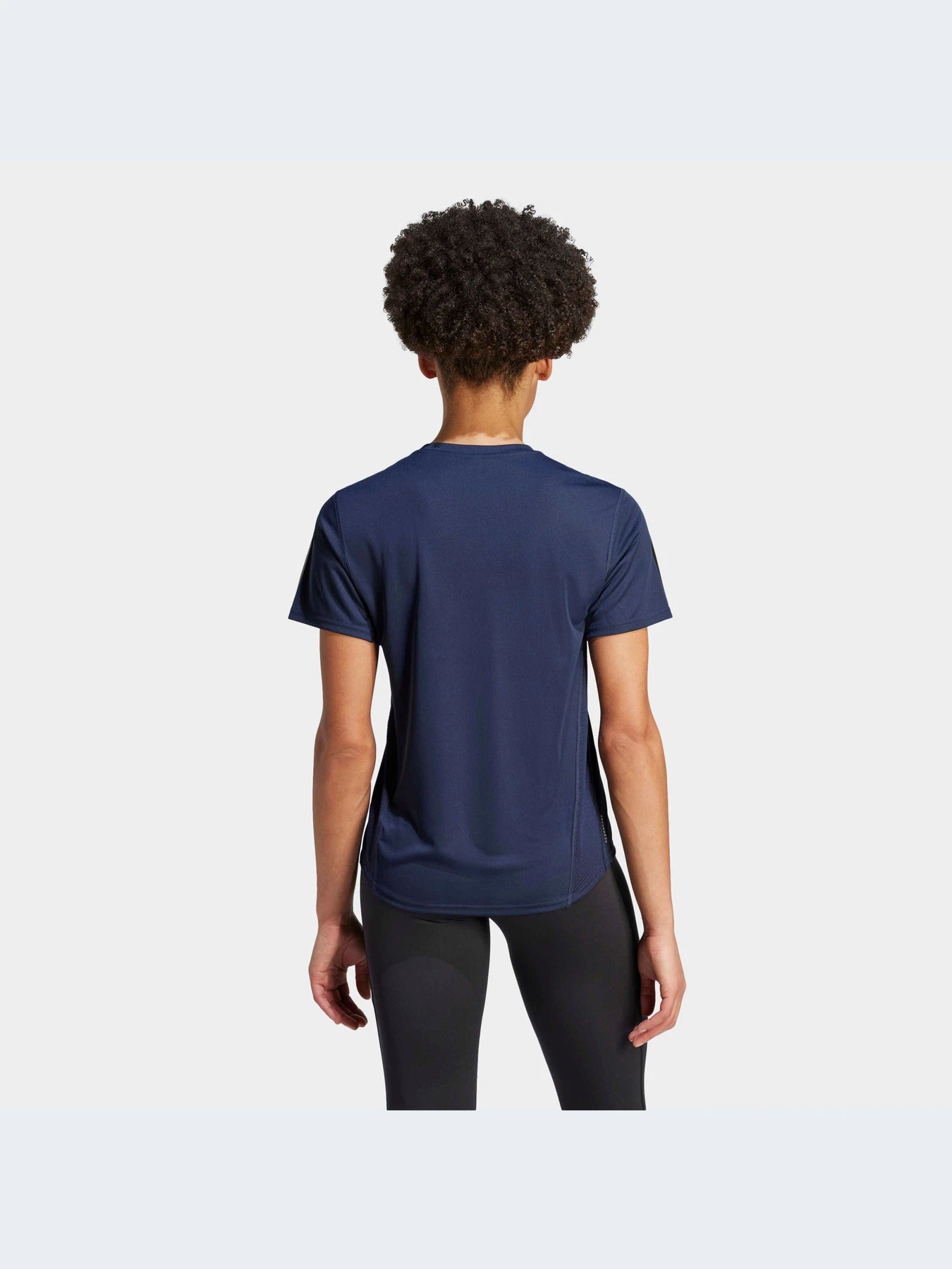 Футболки и поло Adidas модель IL4130-KZ Футболки и поло Adidas модель IL4130-KZ Фото
