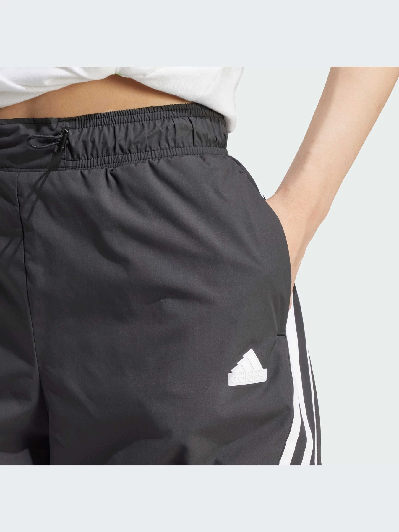 Шорты Adidas модель IP1568-KZ Шорты Adidas модель IP1568-KZ Фото