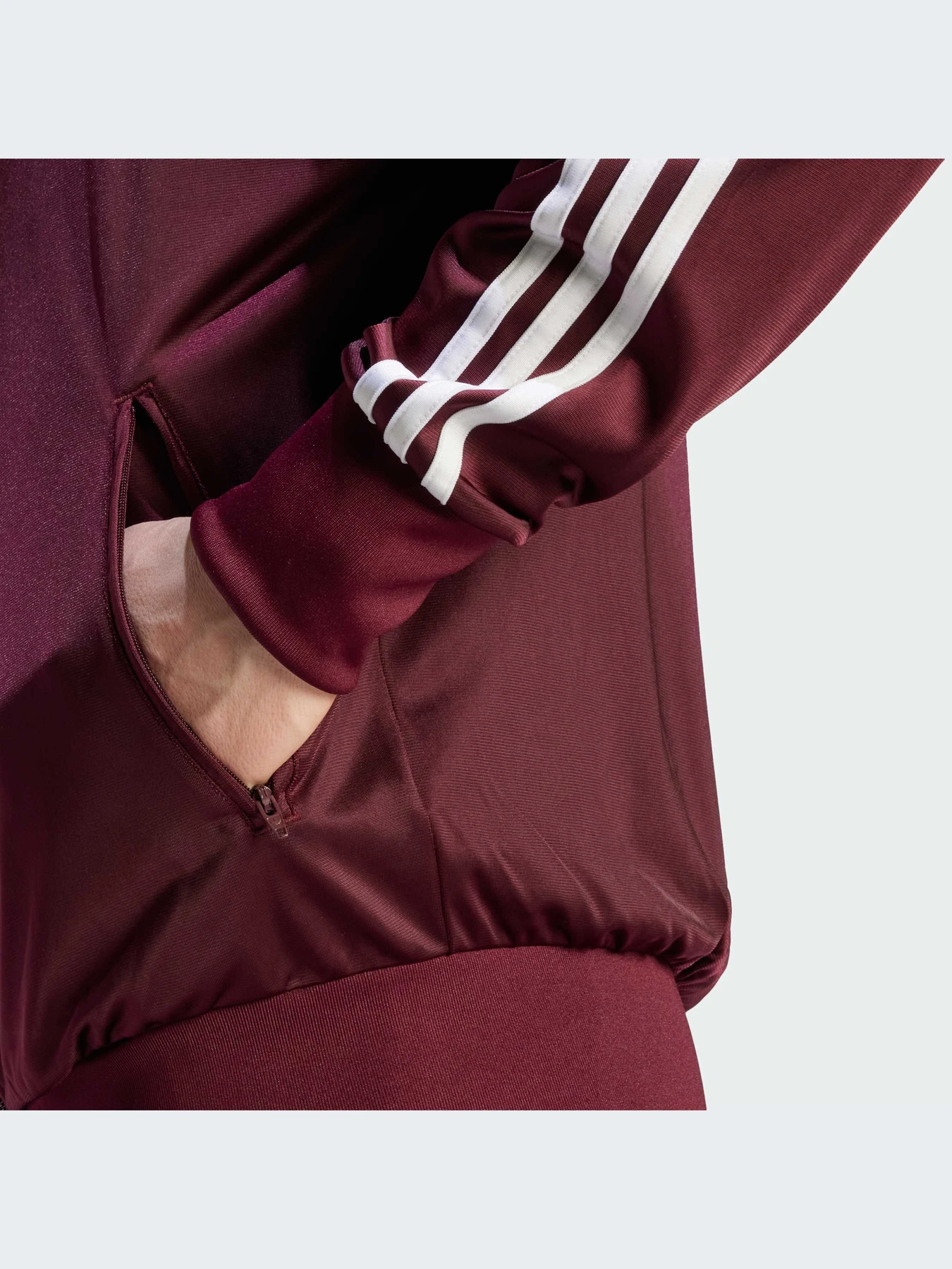 Худи и свитшоты Adidas Adicolor модель IN4683-KZ Худи и свитшоты Adidas Adicolor модель IN4683-KZ Фото