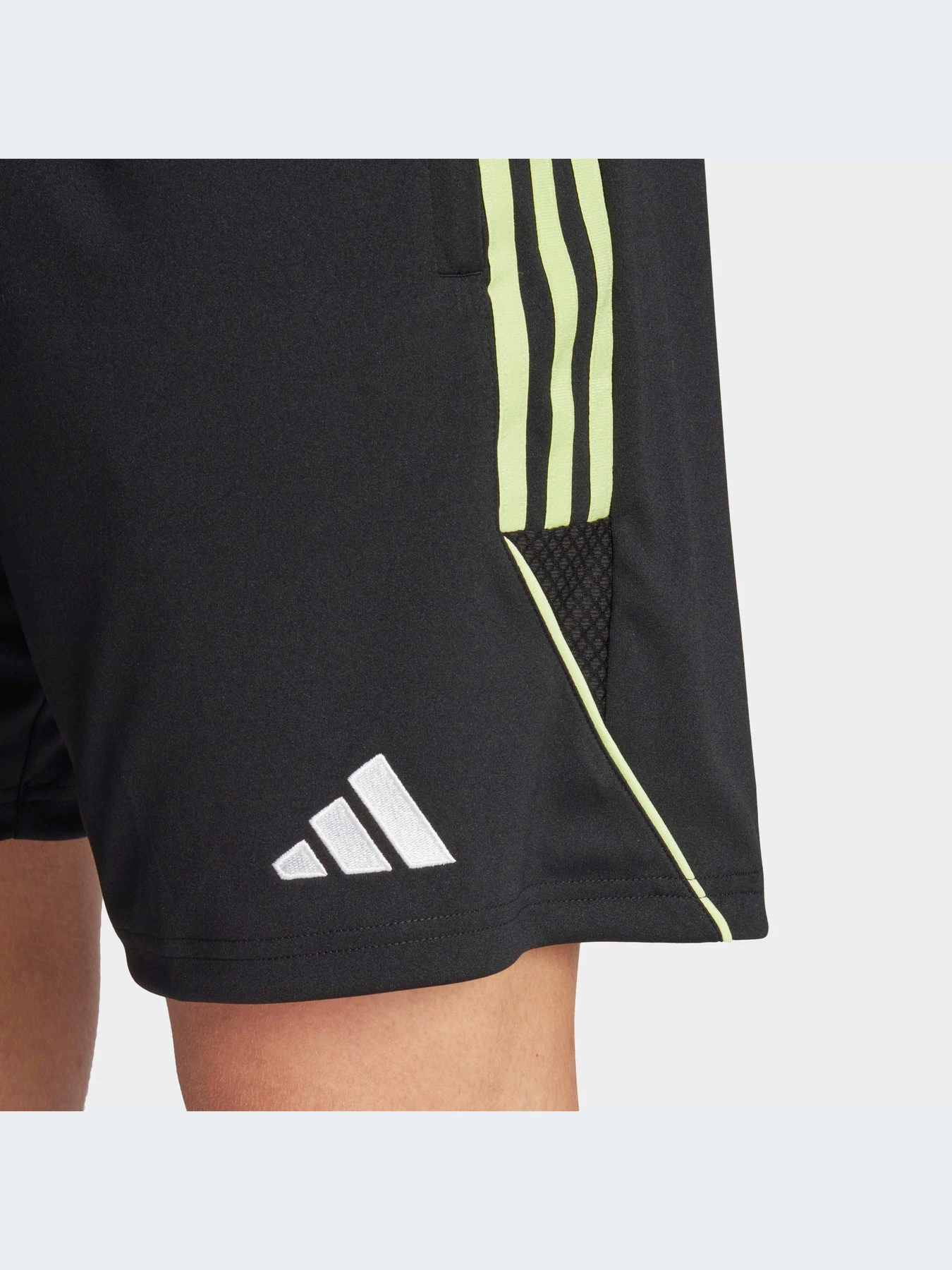 Шорты Adidas Tiro модель IN8166-KZ Шорты Adidas Tiro модель IN8166-KZ Фото