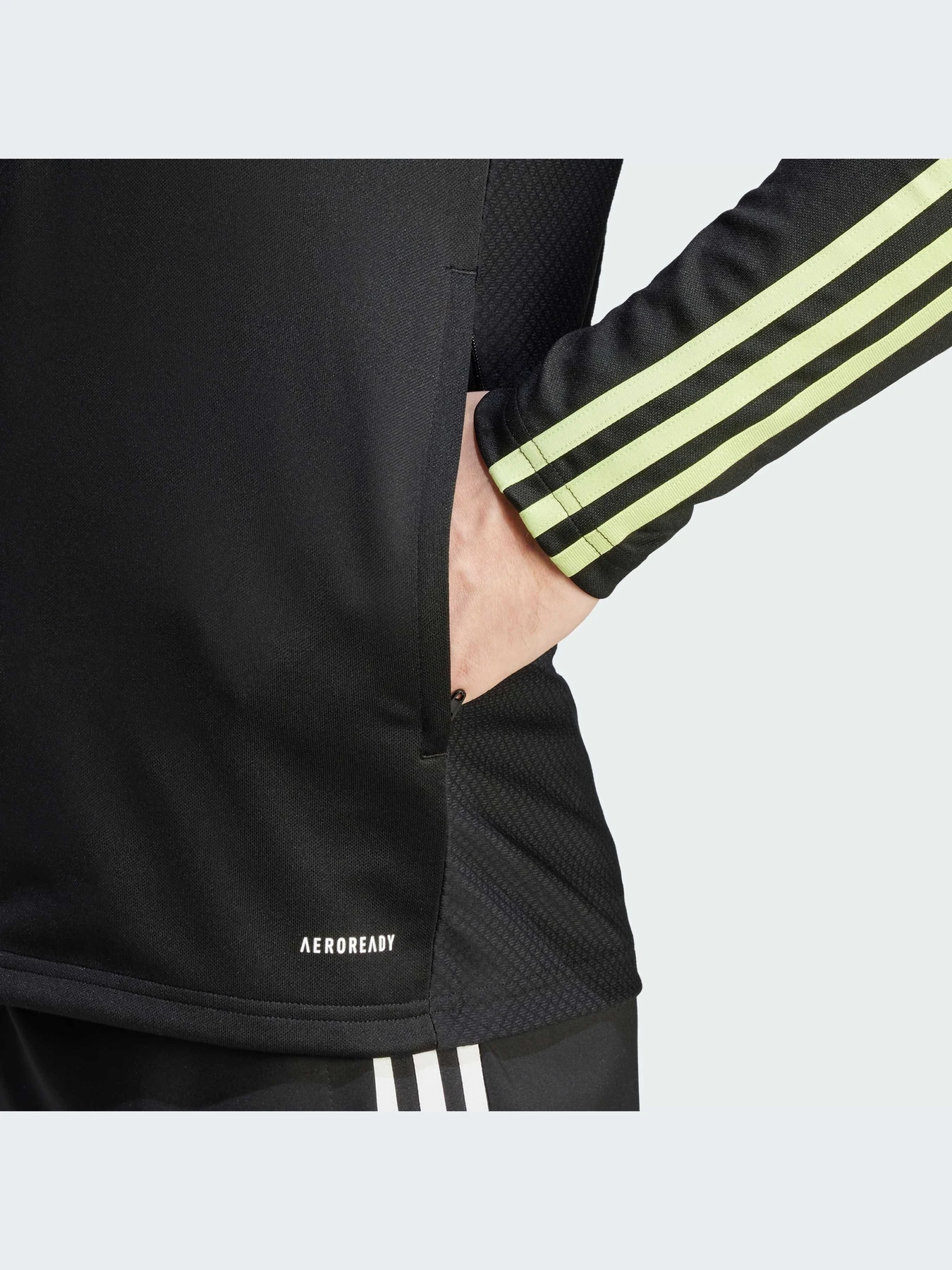 Худи и свитшоты Adidas Tiro модель IN8168-KZ Худи и свитшоты Adidas Tiro модель IN8168-KZ Фото