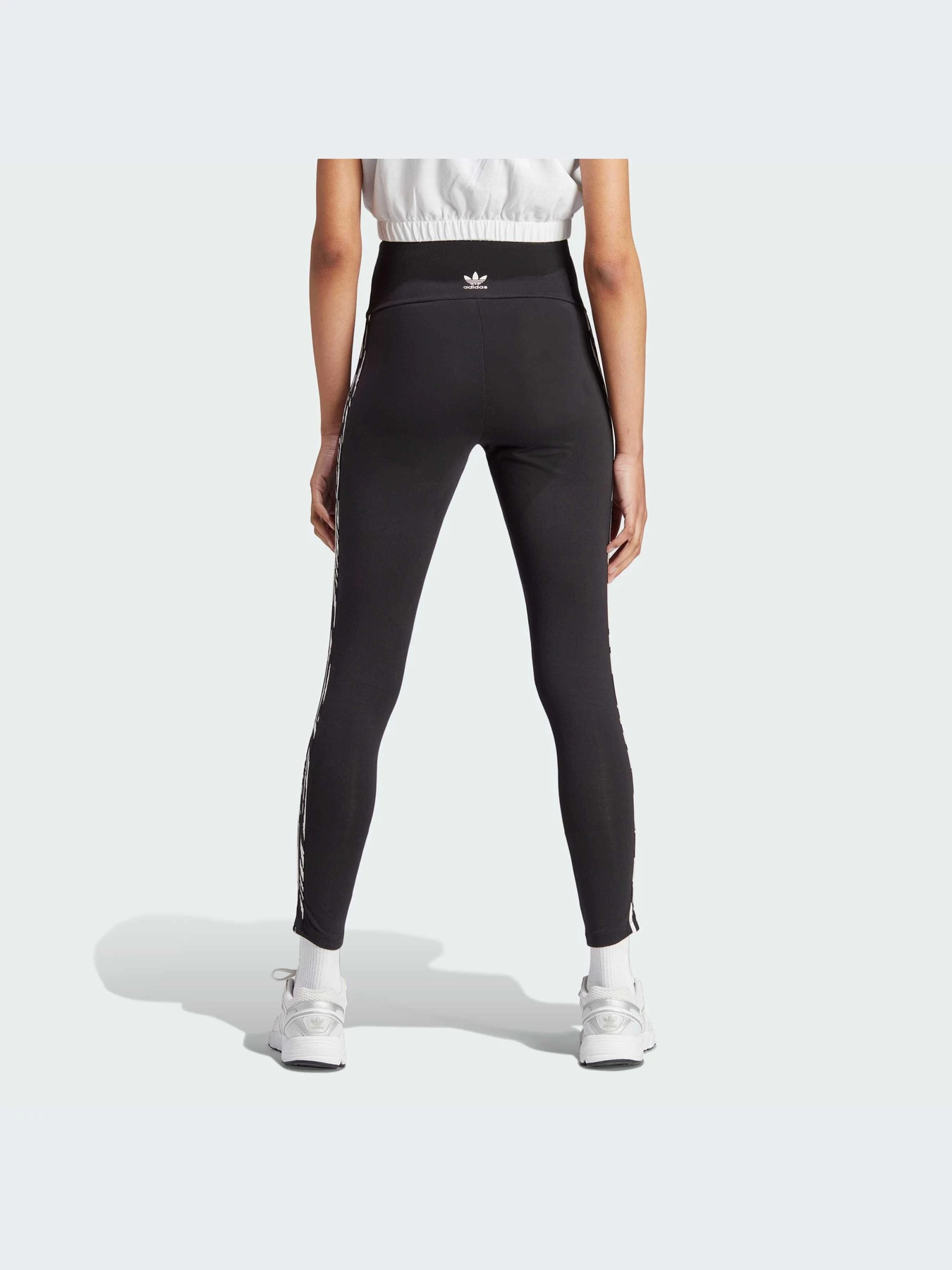Брюки Adidas Graphics модель IJ7782-KZ Брюки Adidas Graphics модель IJ7782-KZ Фото