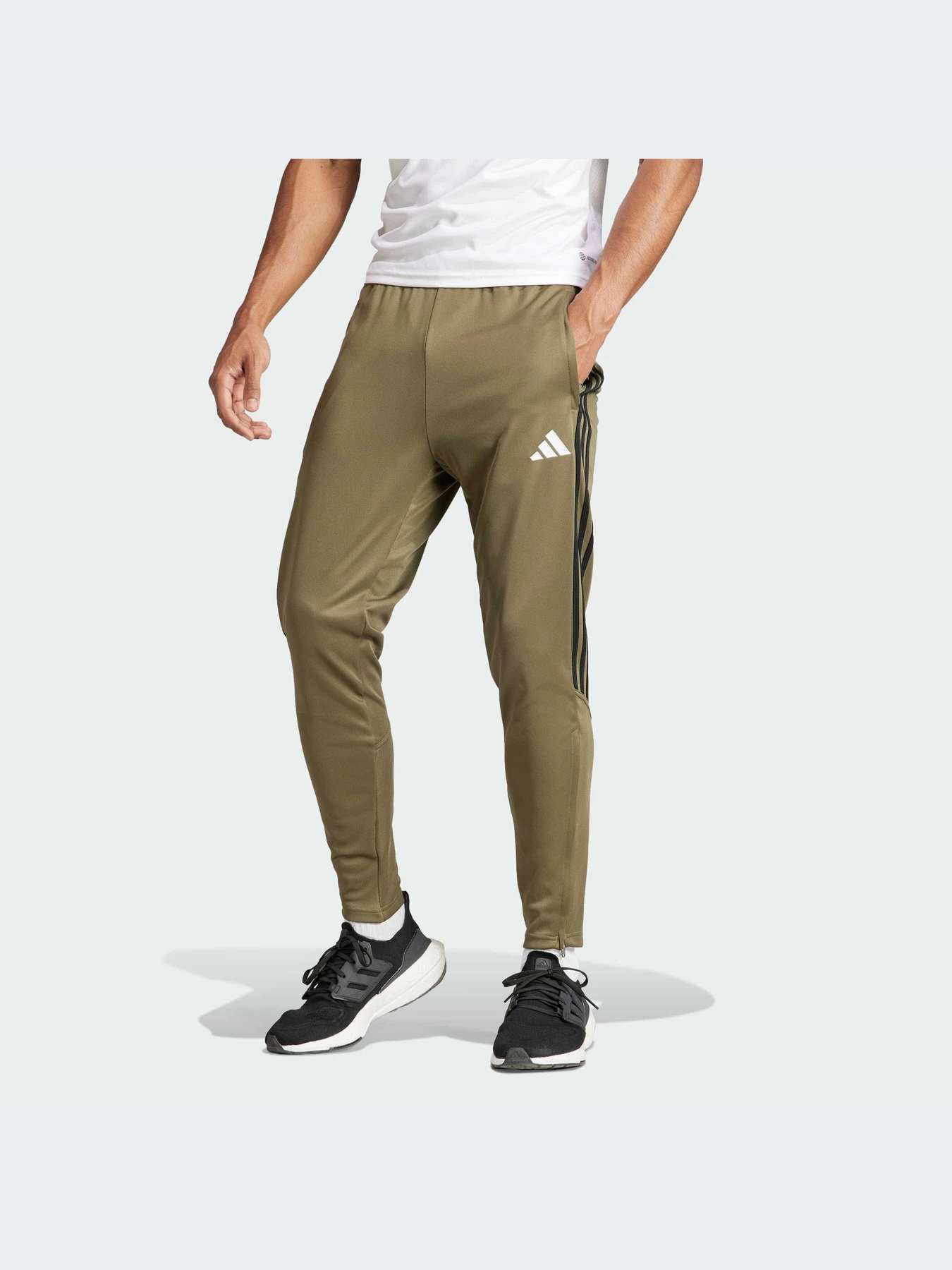 Брюки Adidas Tiro модель IN8183-KZ Брюки Adidas Tiro модель IN8183-KZ Фото