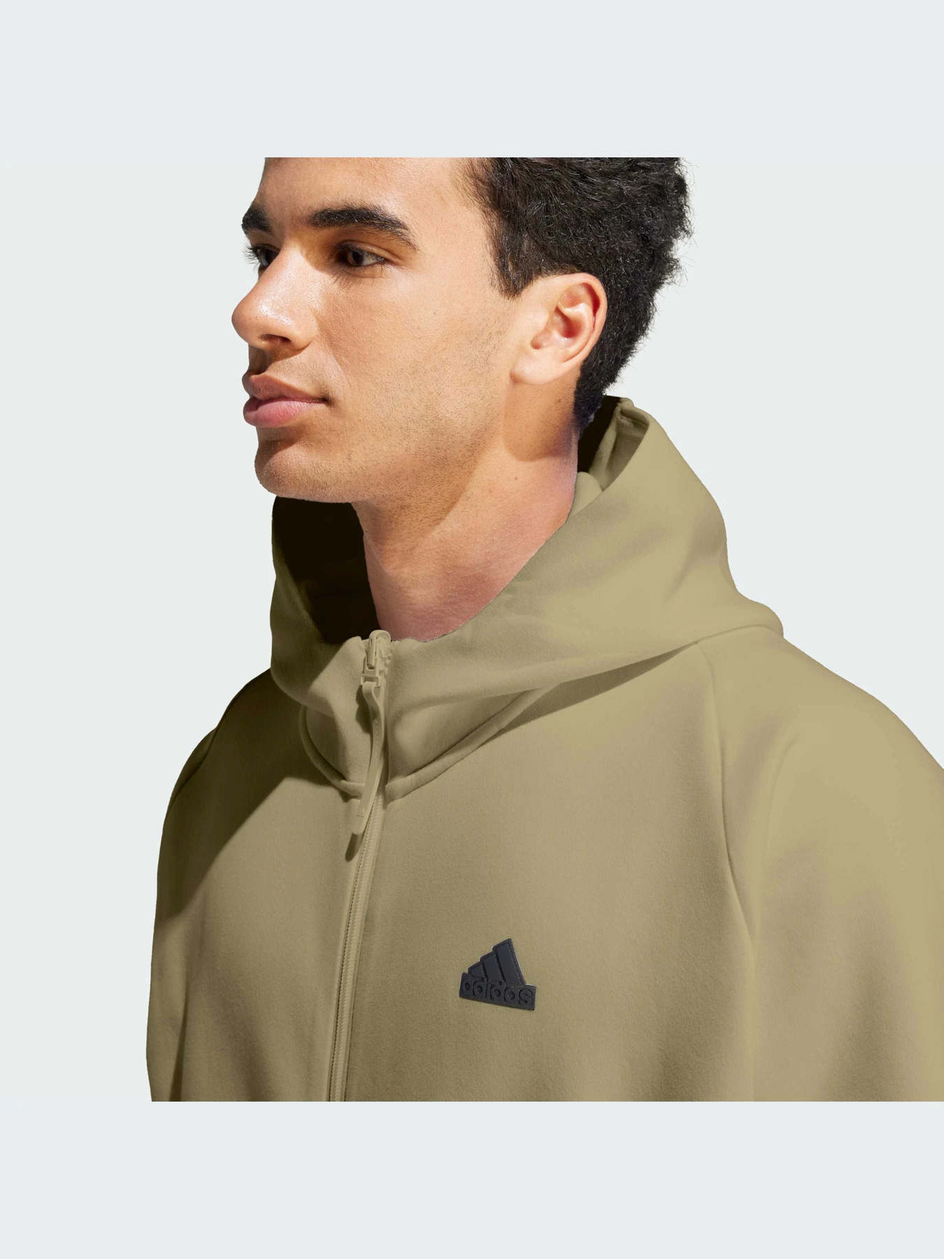 Худи и свитшоты Adidas ZNE модель IN5090-KZ Худи и свитшоты Adidas ZNE модель IN5090-KZ Фото