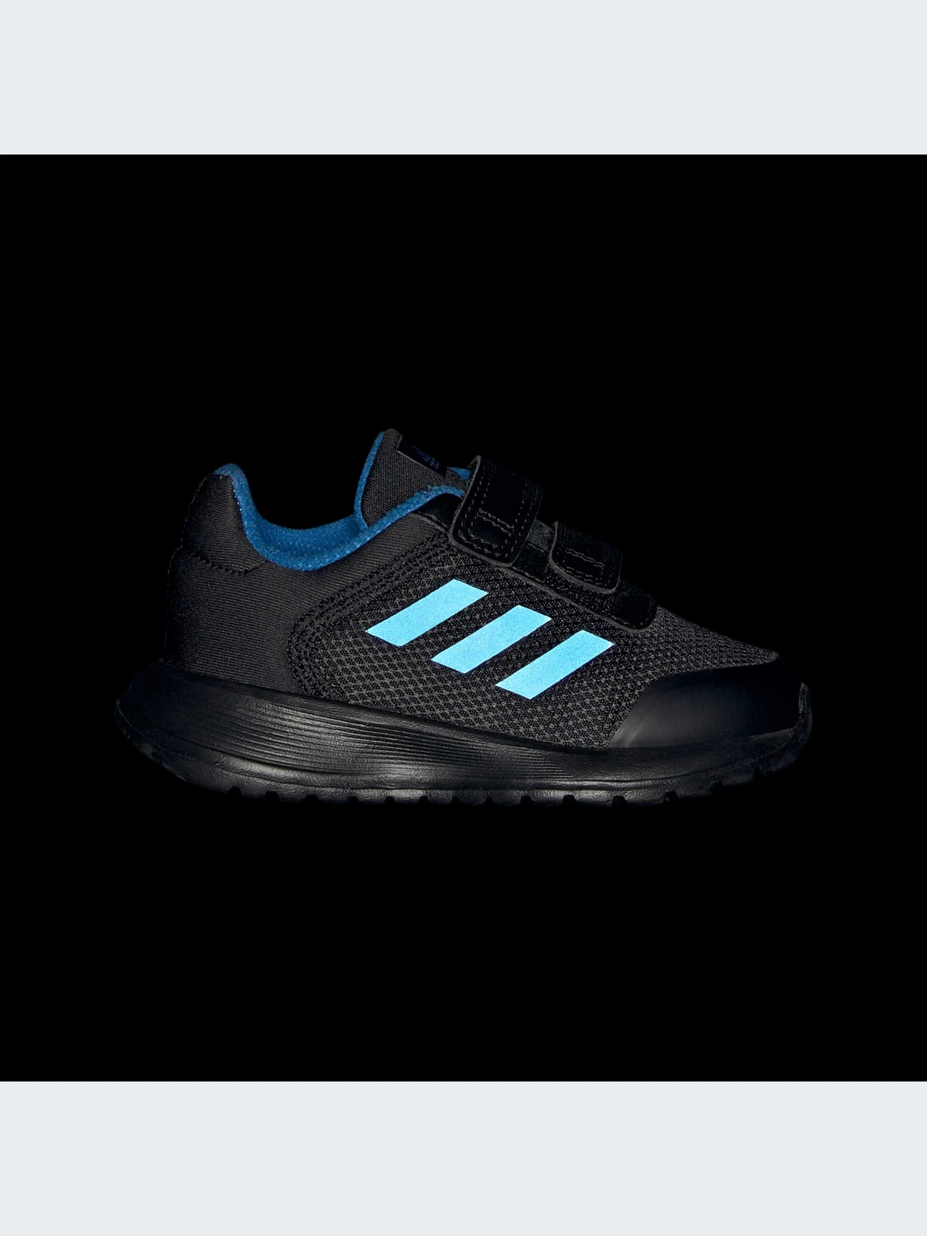 Кроссовки Adidas модель IF0361-KZ Кроссовки Adidas модель IF0361-KZ Фото