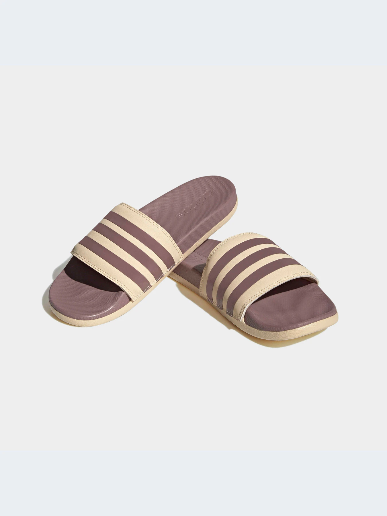 Шлёпанцы Adidas модель H03621-KZ Шлёпанцы Adidas модель H03621-KZ Фото