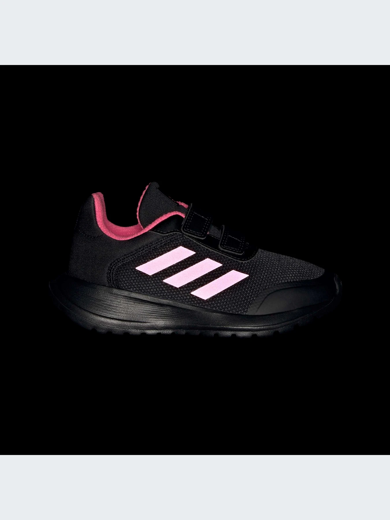Кроссовки Adidas модель IF0366-KZ Кроссовки Adidas модель IF0366-KZ Фото
