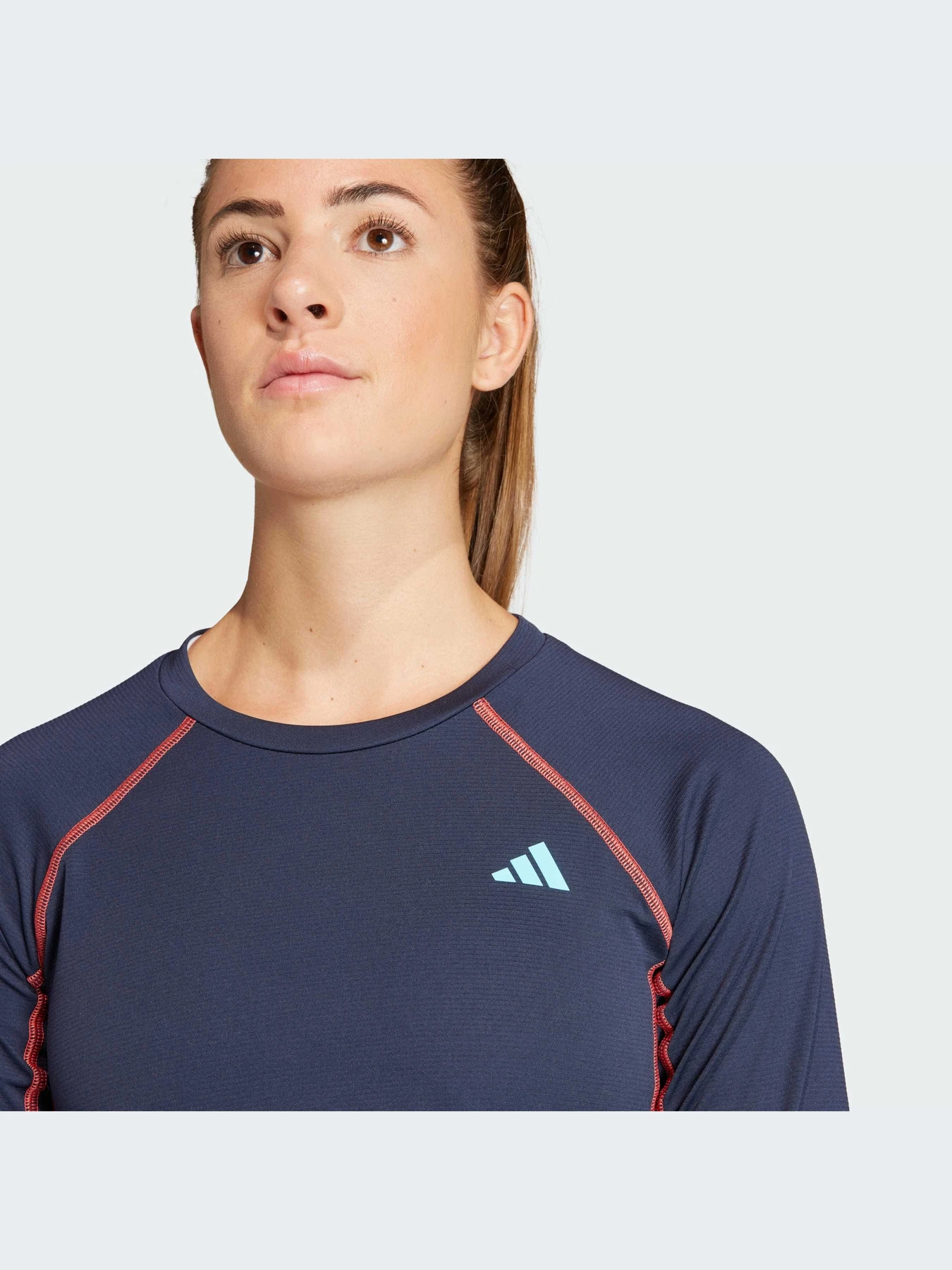 Худи и свитшоты Adidas модель IK6548-KZ Худи и свитшоты Adidas модель IK6548-KZ Фото