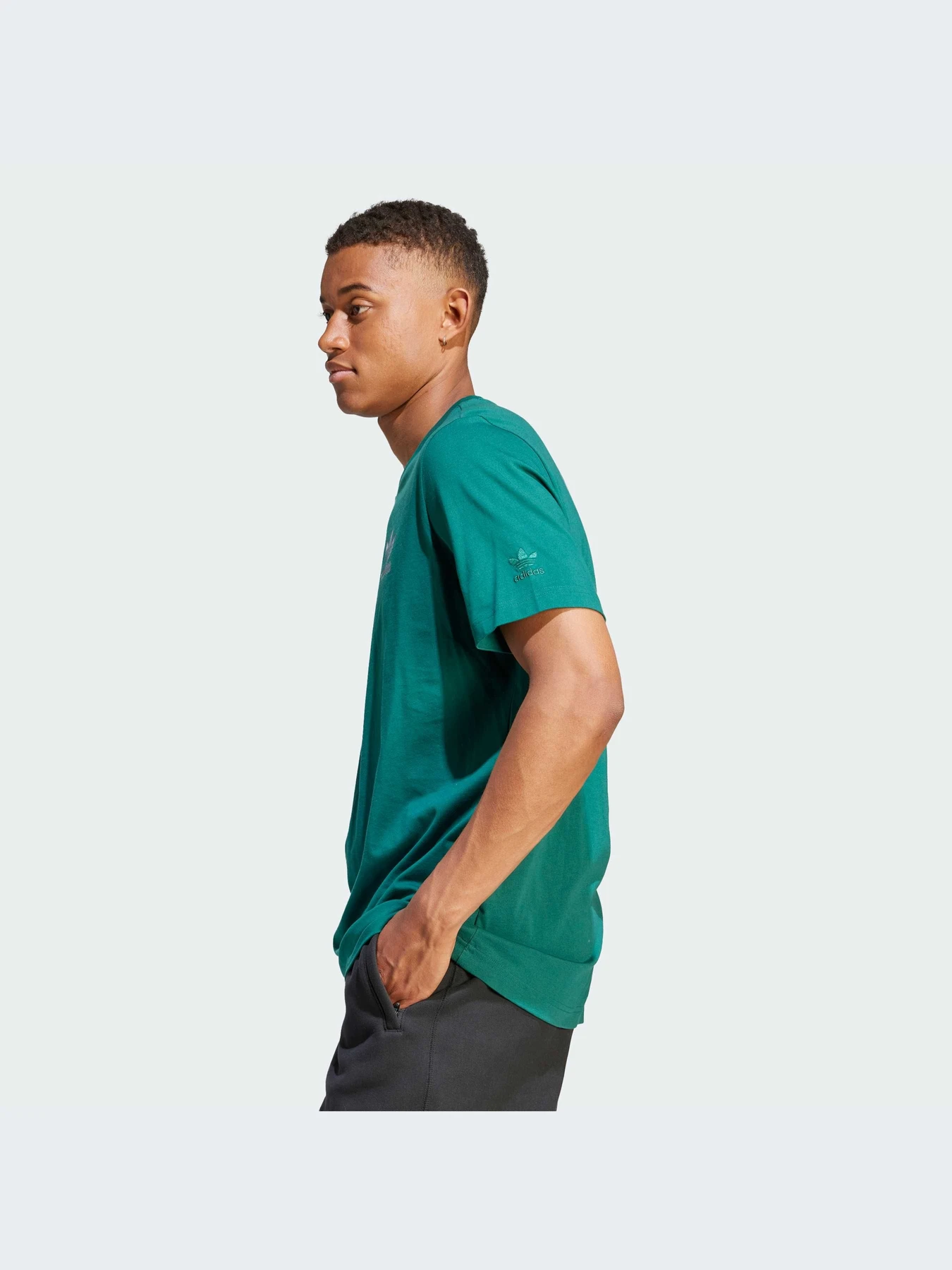 Футболки и поло Adidas Graphics модель IL5142-KZ Футболки и поло Adidas Graphics модель IL5142-KZ Фото