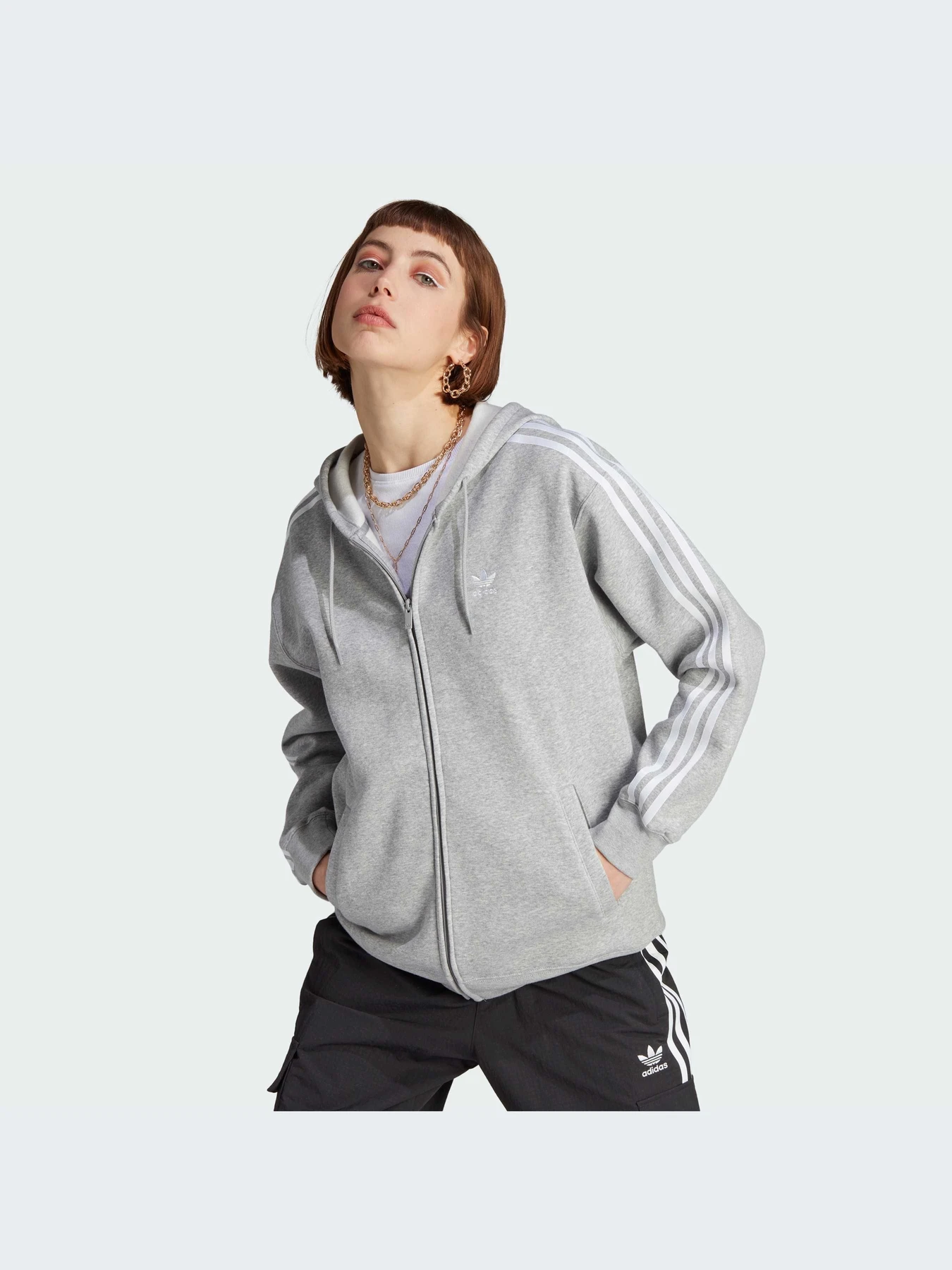 Худи и свитшоты Adidas Adicolor модель IK0437-KZ Худи и свитшоты Adidas Adicolor модель IK0437-KZ Фото