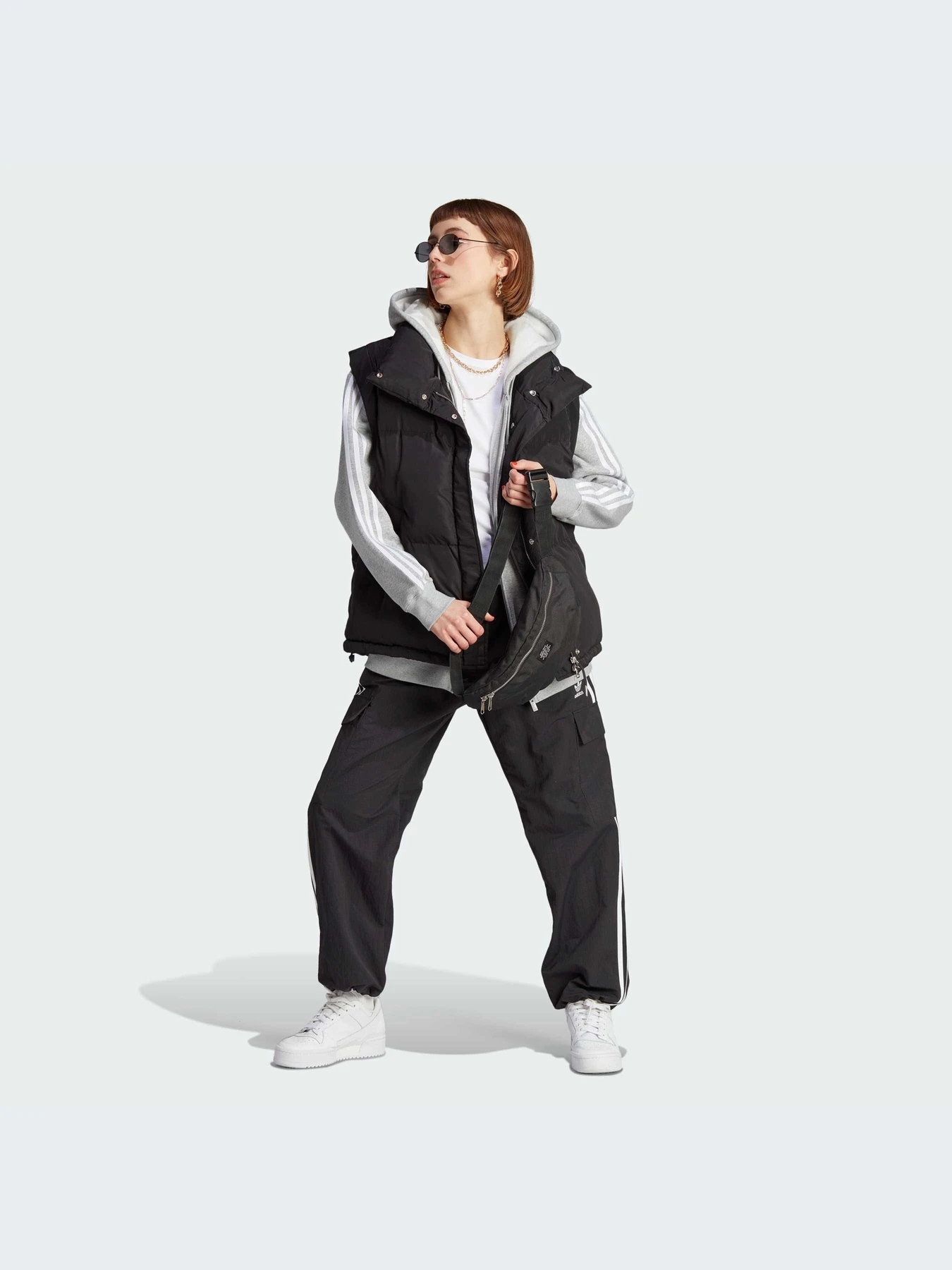 Худи и свитшоты Adidas Adicolor модель IK0437-KZ Худи и свитшоты Adidas Adicolor модель IK0437-KZ Фото