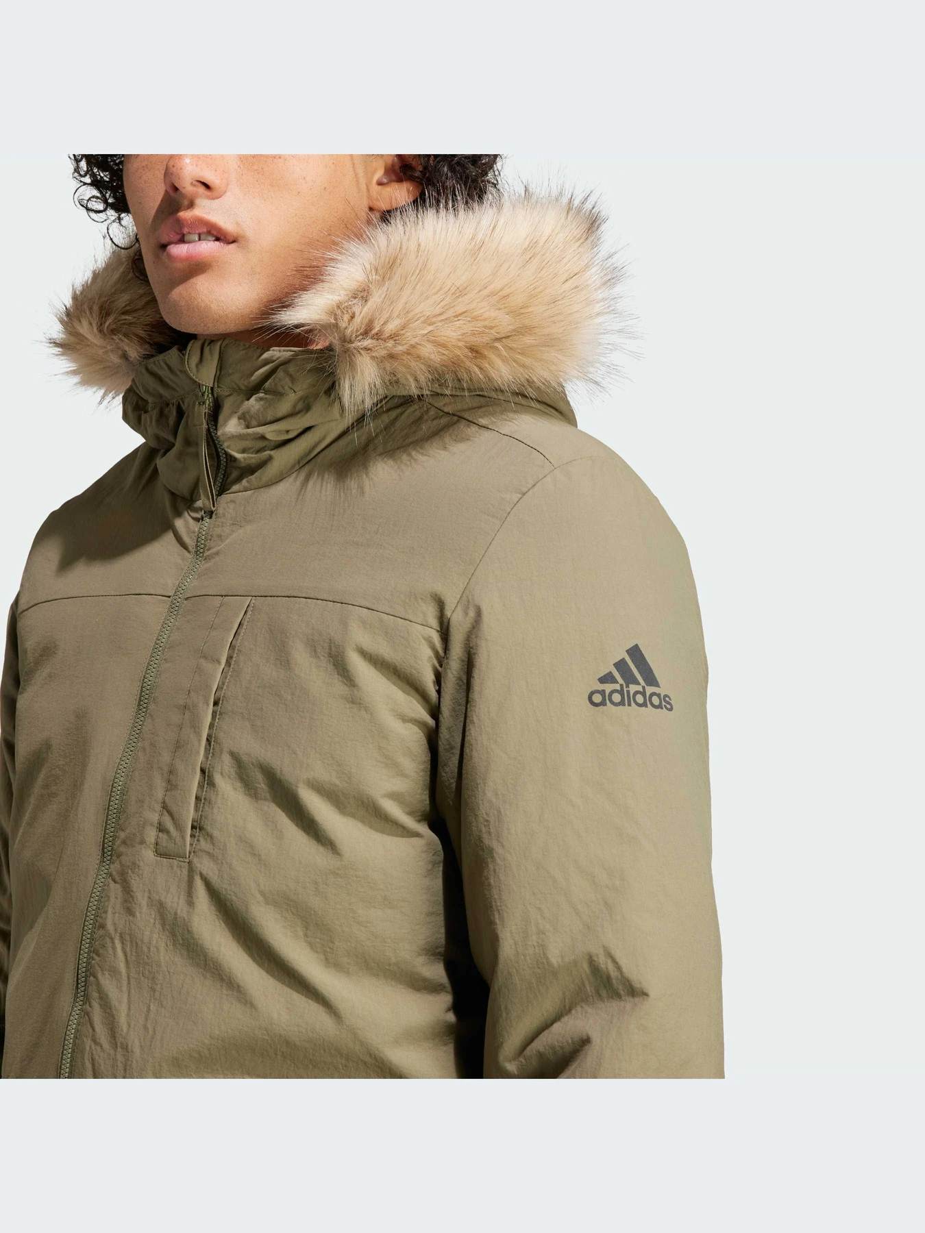Куртки и дубленки Adidas модель IK0551-KZ Куртки и дубленки Adidas модель IK0551-KZ Фото