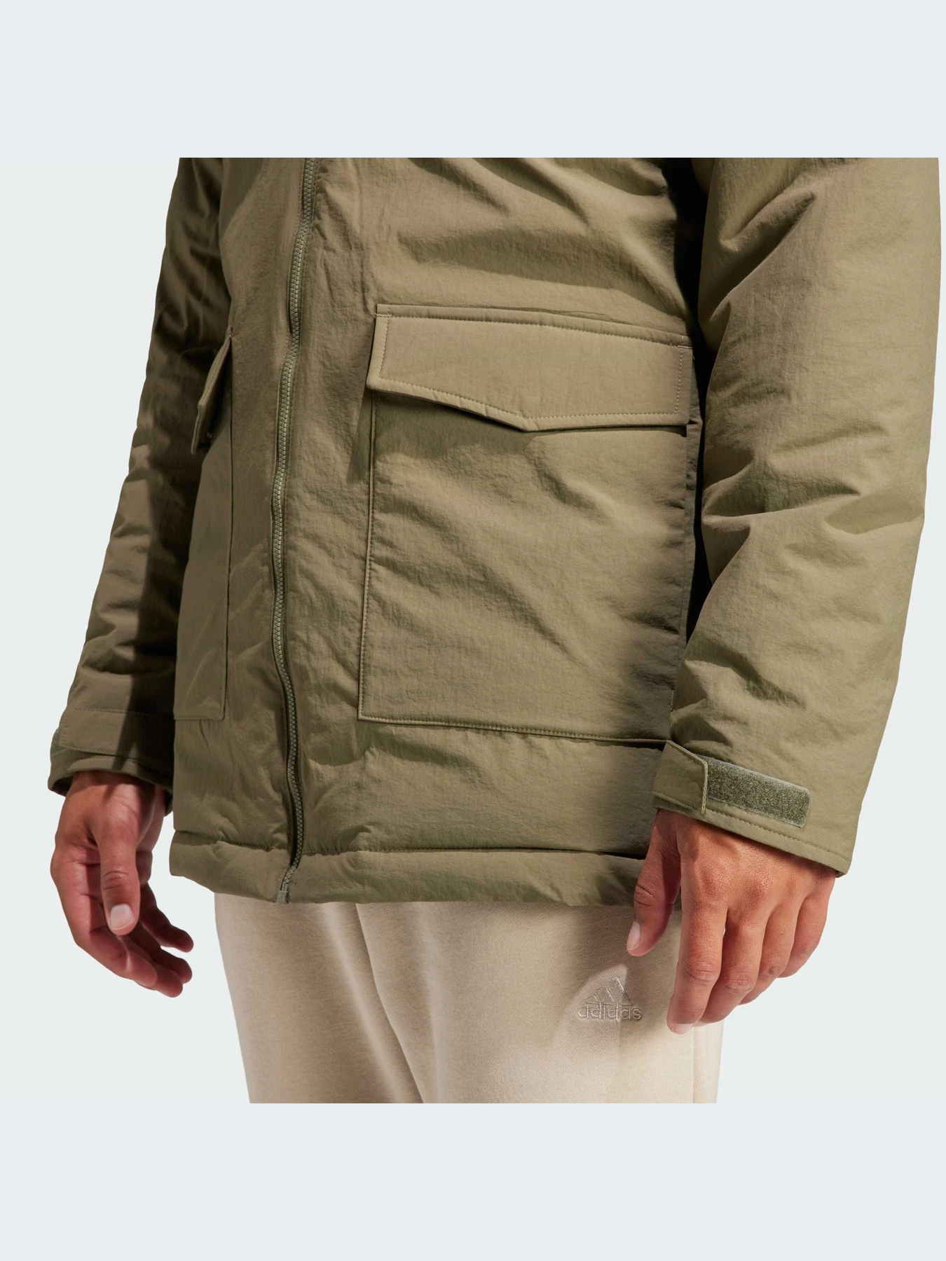 Куртки и дубленки Adidas модель IK0551-KZ Куртки и дубленки Adidas модель IK0551-KZ Фото