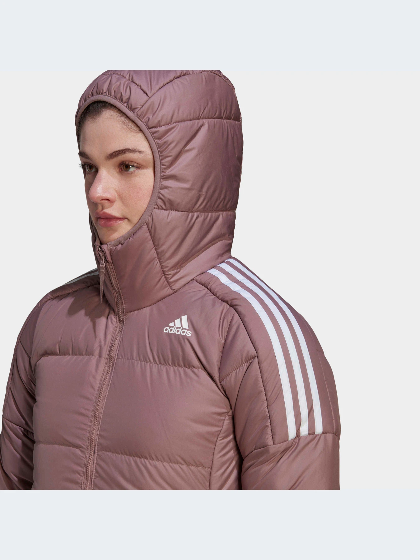 Куртки и дубленки Adidas модель HK4666-KZ Куртки и дубленки Adidas модель HK4666-KZ Фото