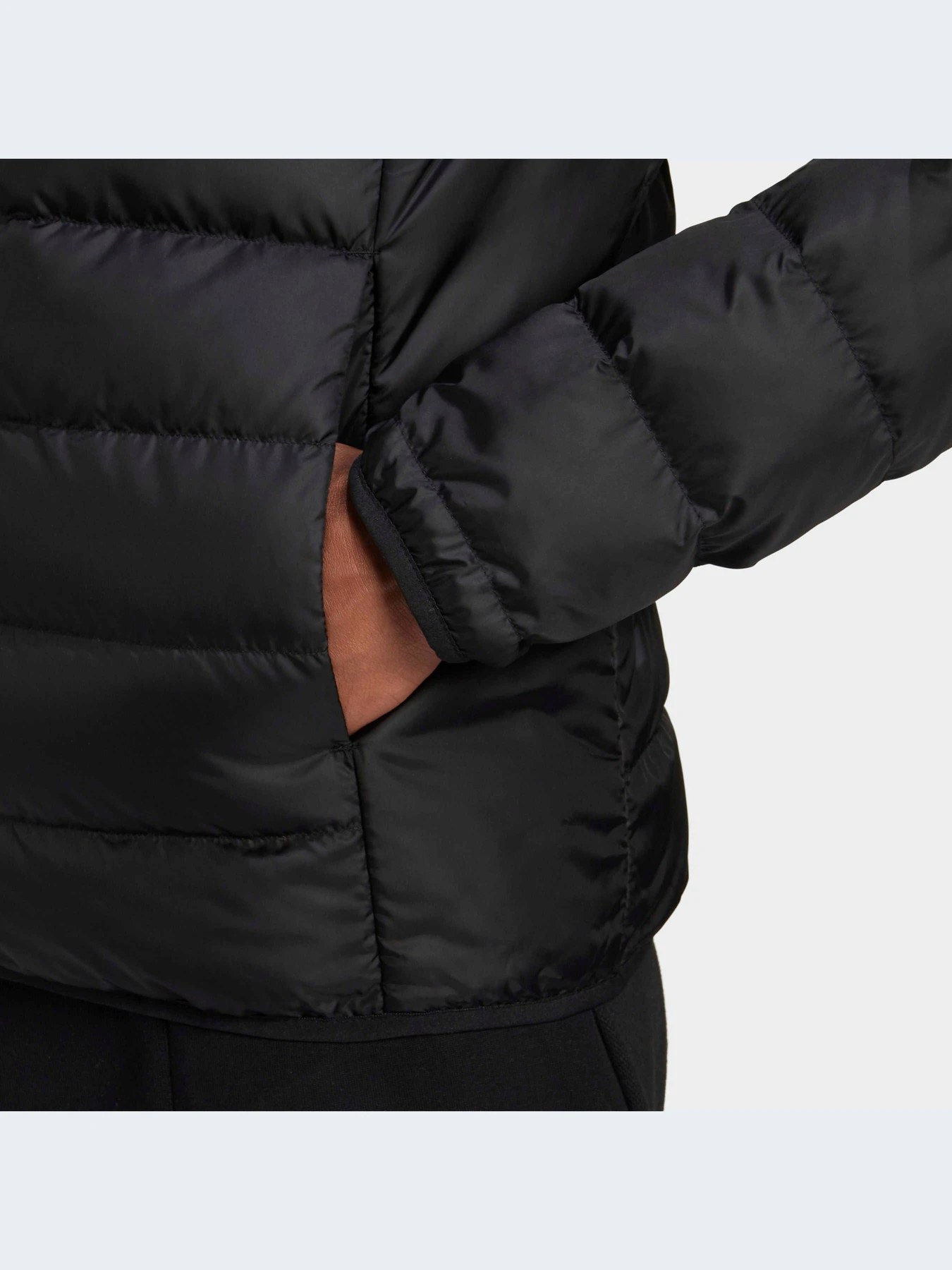 Куртки и дубленки Adidas модель GH4589-KZ Куртки и дубленки Adidas модель GH4589-KZ Фото