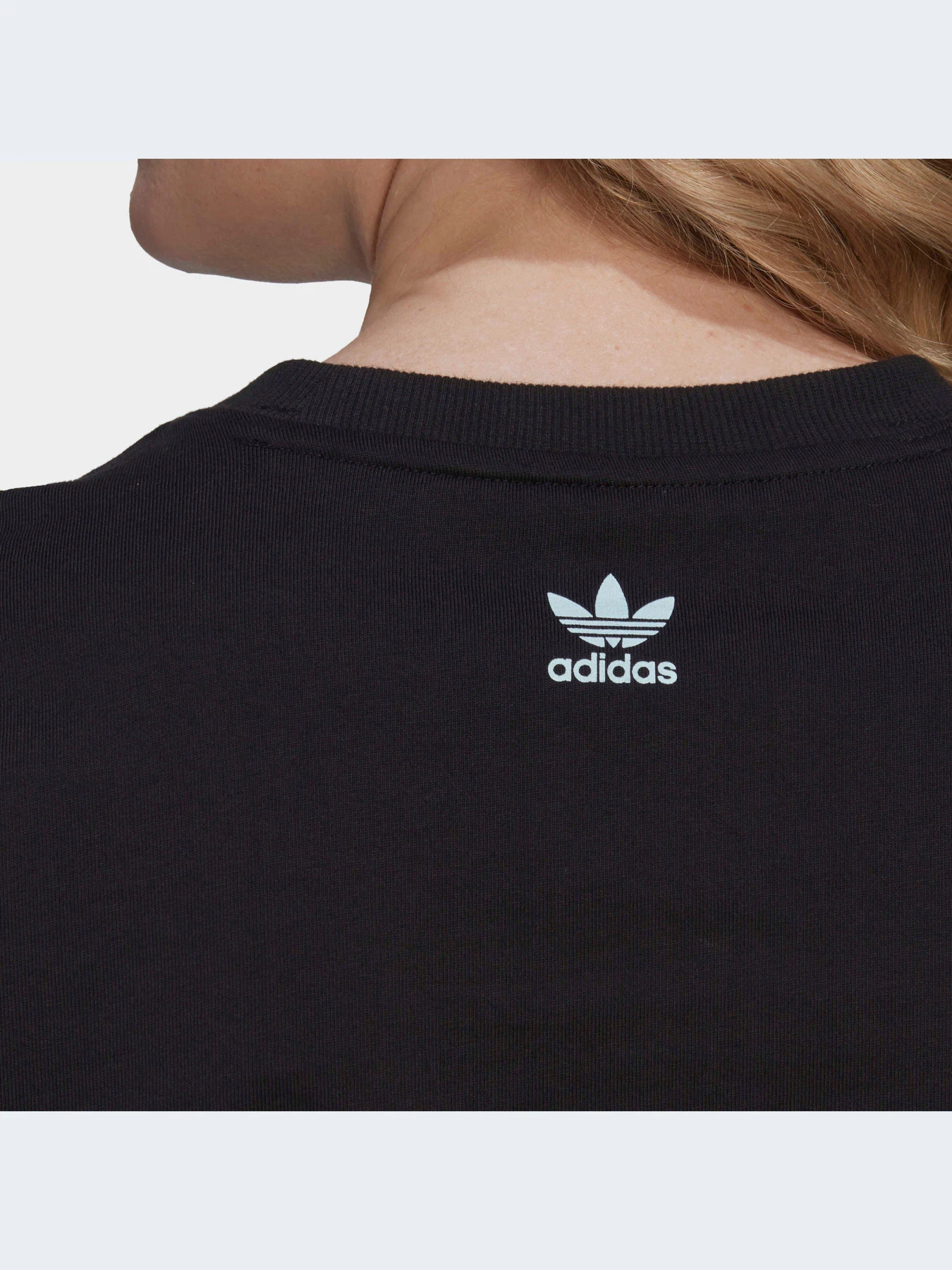 Футболки и поло Adidas модель HN6342-KZ Футболки и поло Adidas модель HN6342-KZ Фото