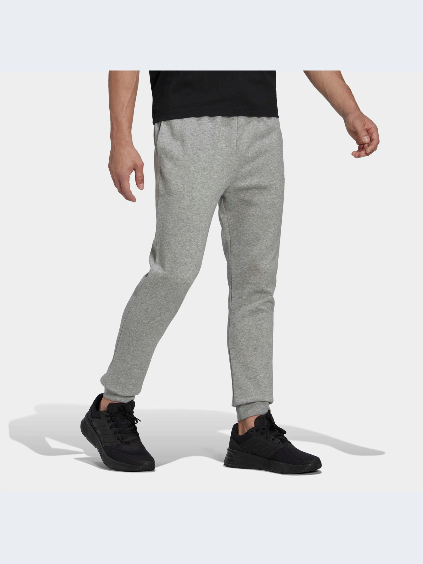Брюки Adidas модель HL2230-KZ Брюки Adidas модель HL2230-KZ Фото