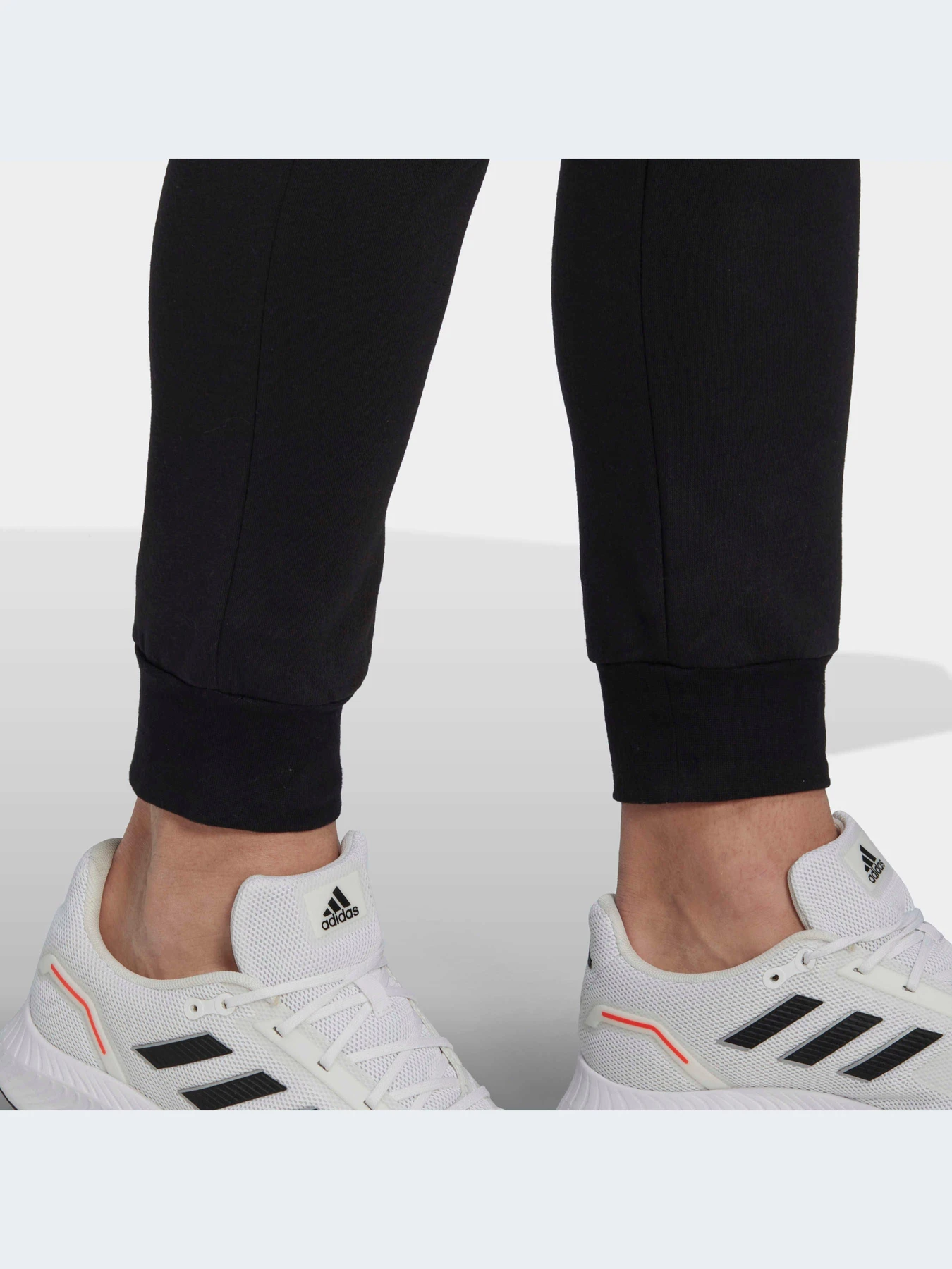Брюки Adidas модель HL2236-KZ Брюки Adidas модель HL2236-KZ Фото