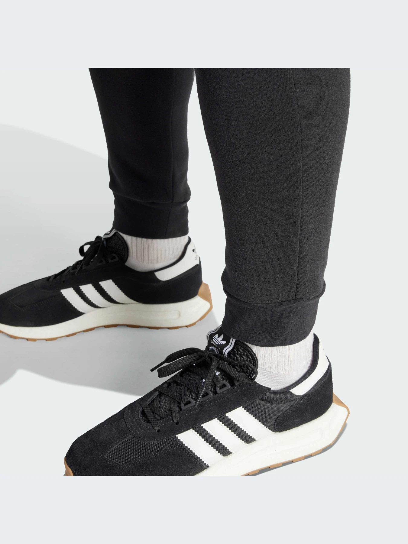 Брюки Adidas модель HB0574-KZ Брюки Adidas модель HB0574-KZ Фото