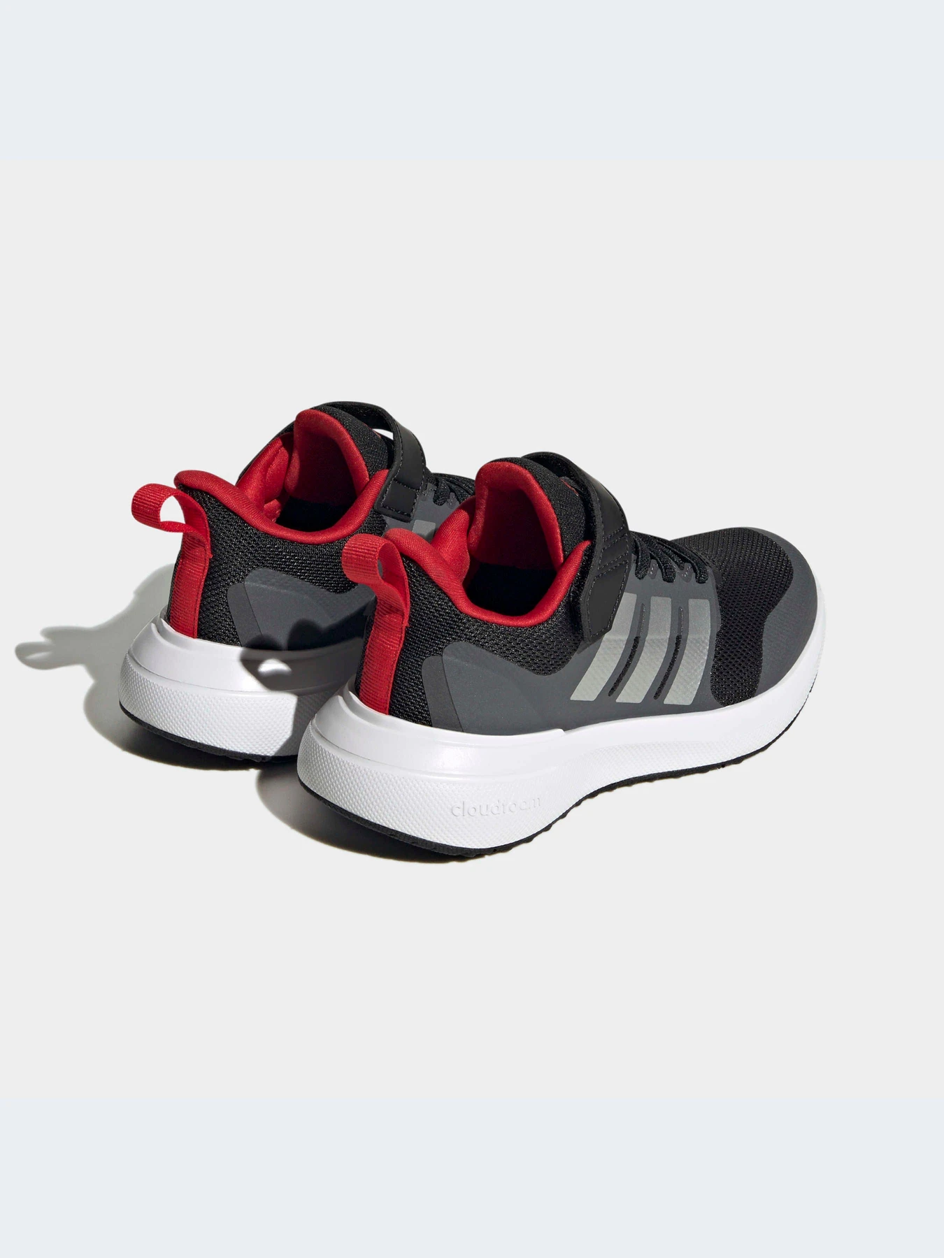Кроссовки Adidas модель HP5448-KZ Кроссовки Adidas модель HP5448-KZ Фото