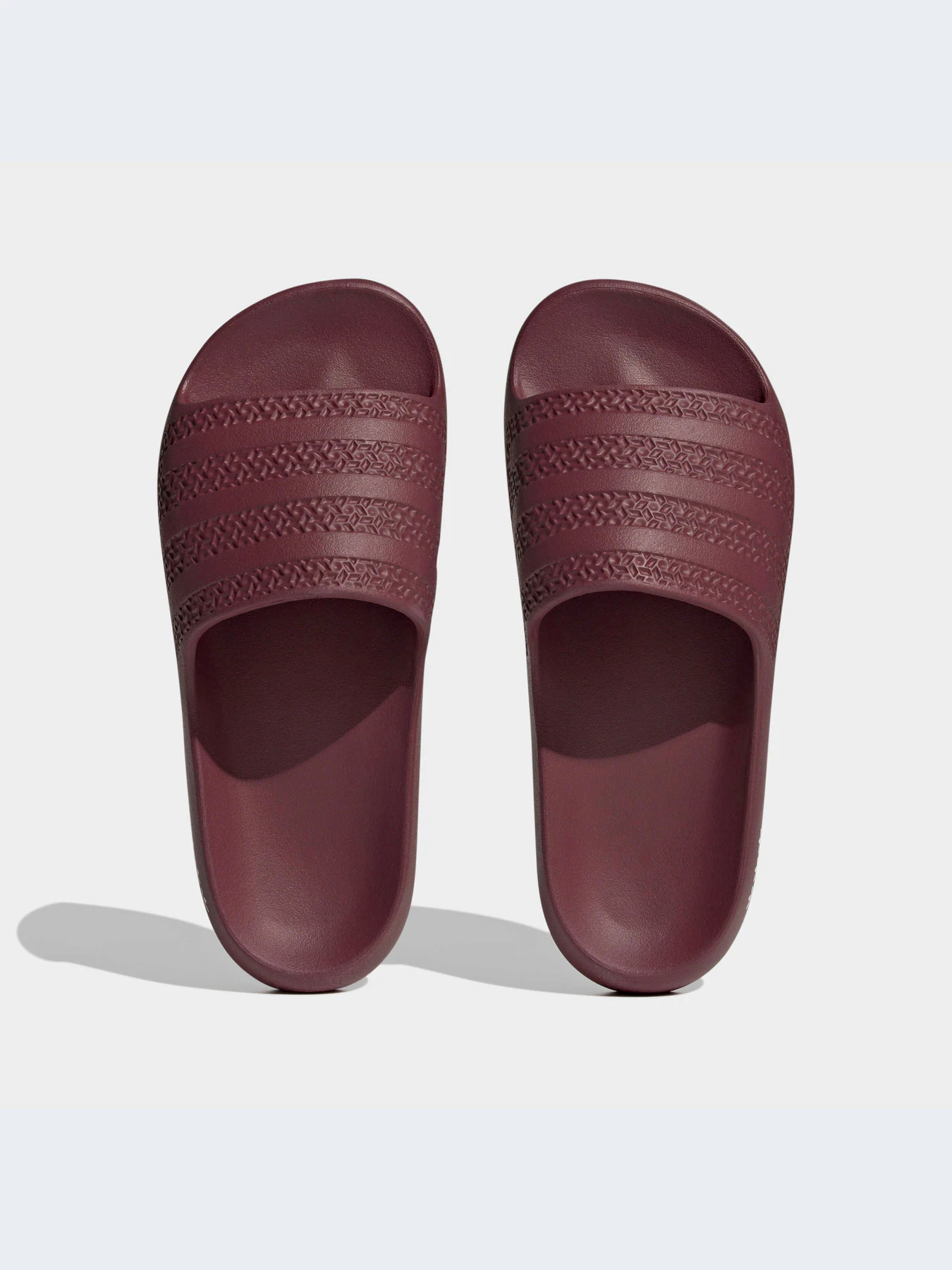 Шлёпанцы Adidas Adilette модель HP9573-KZ Шлёпанцы Adidas Adilette модель HP9573-KZ Фото
