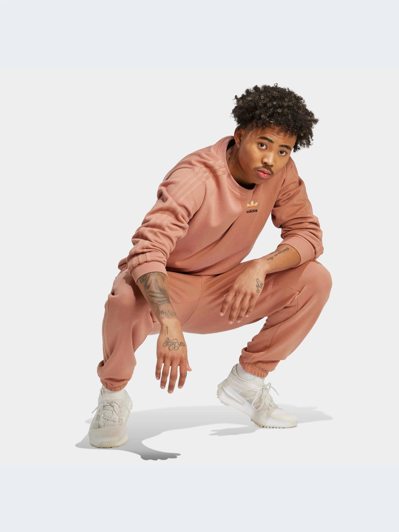 Худи и свитшоты Adidas модель IC8863-KZ Худи и свитшоты Adidas модель IC8863-KZ Фото