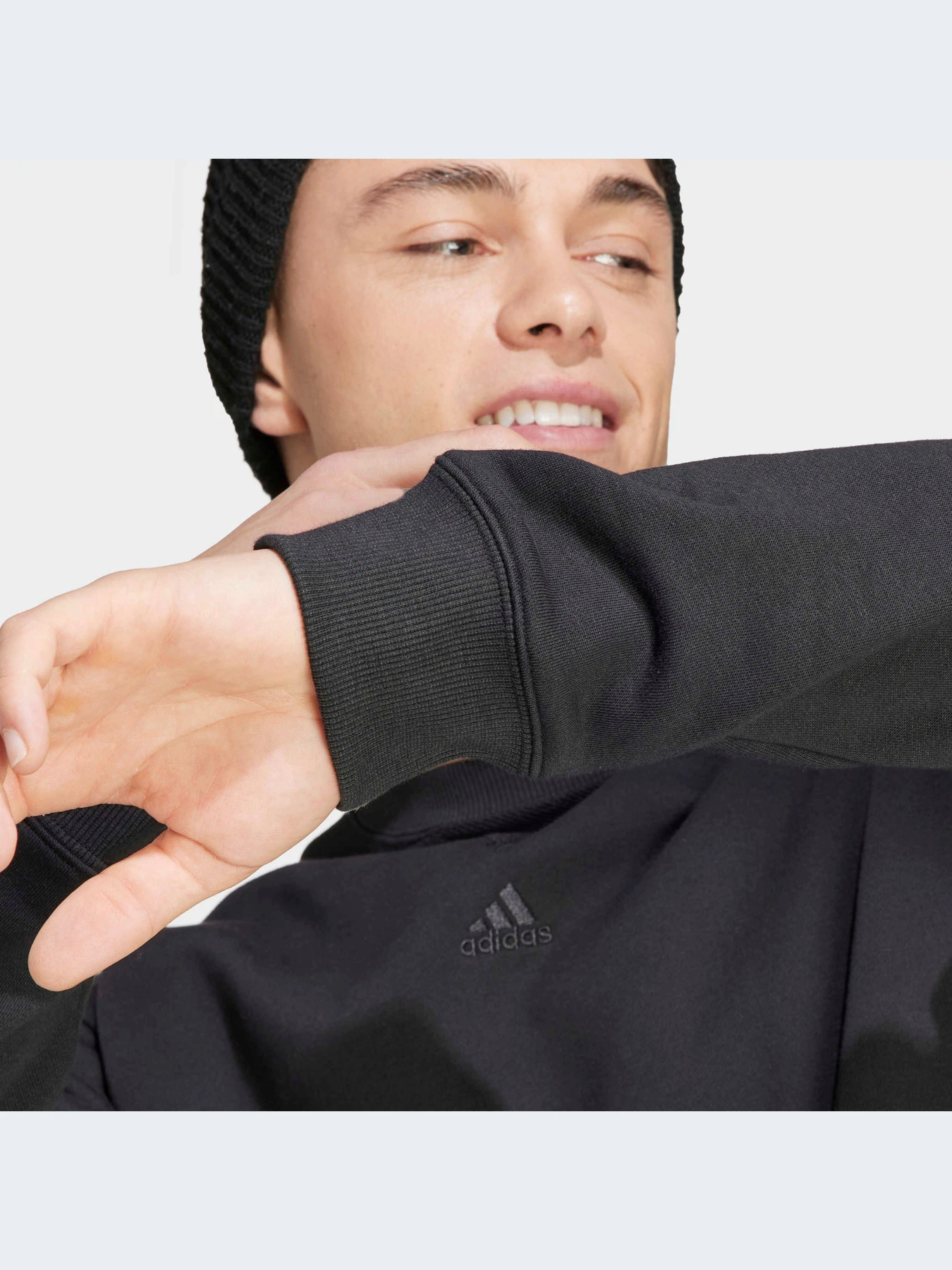 Худи и свитшоты Adidas модель IC9807-KZ Худи и свитшоты Adidas модель IC9807-KZ Фото