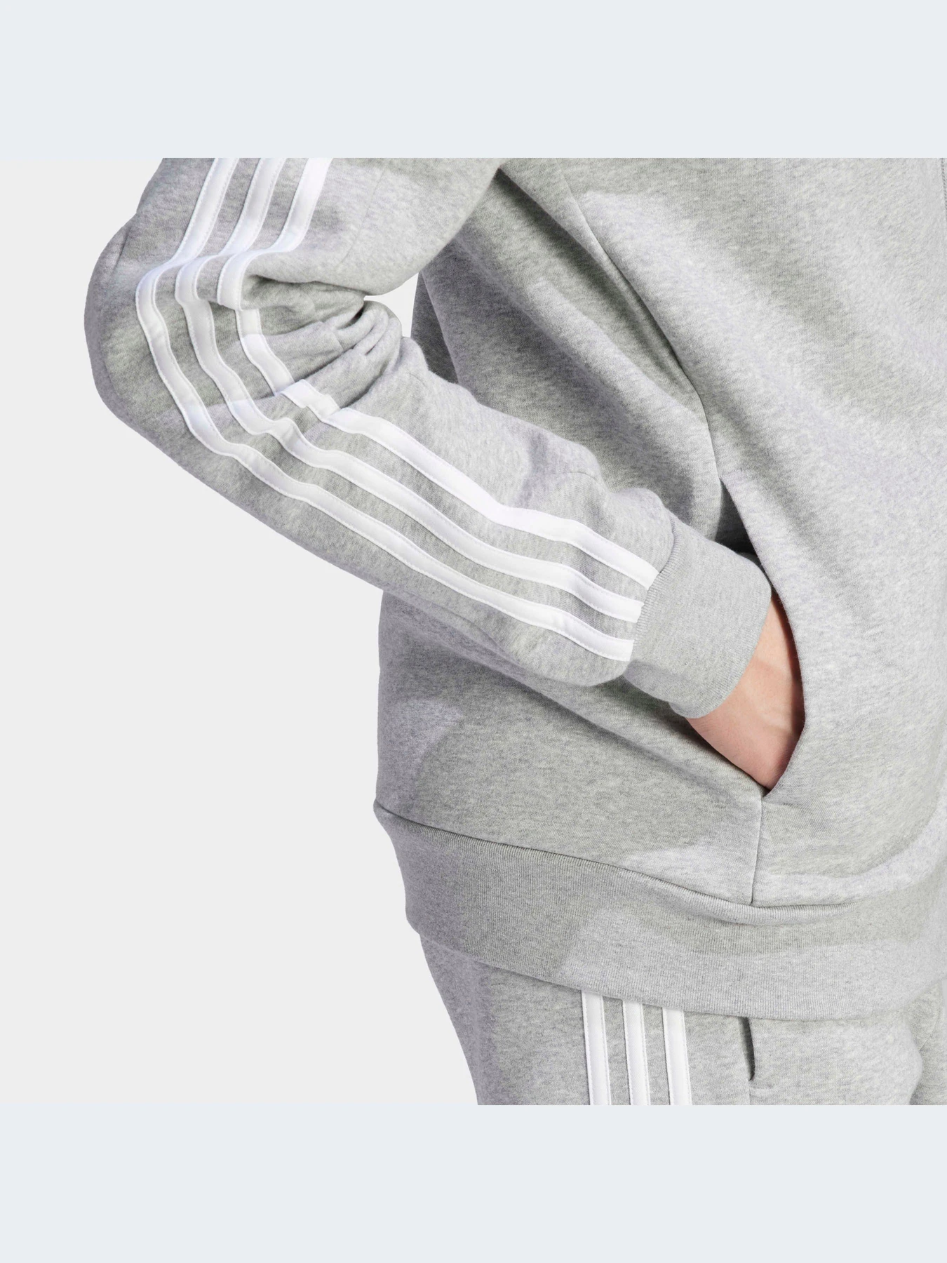 Худи и свитшоты Adidas модель IJ6479-KZ Худи и свитшоты Adidas модель IJ6479-KZ Фото