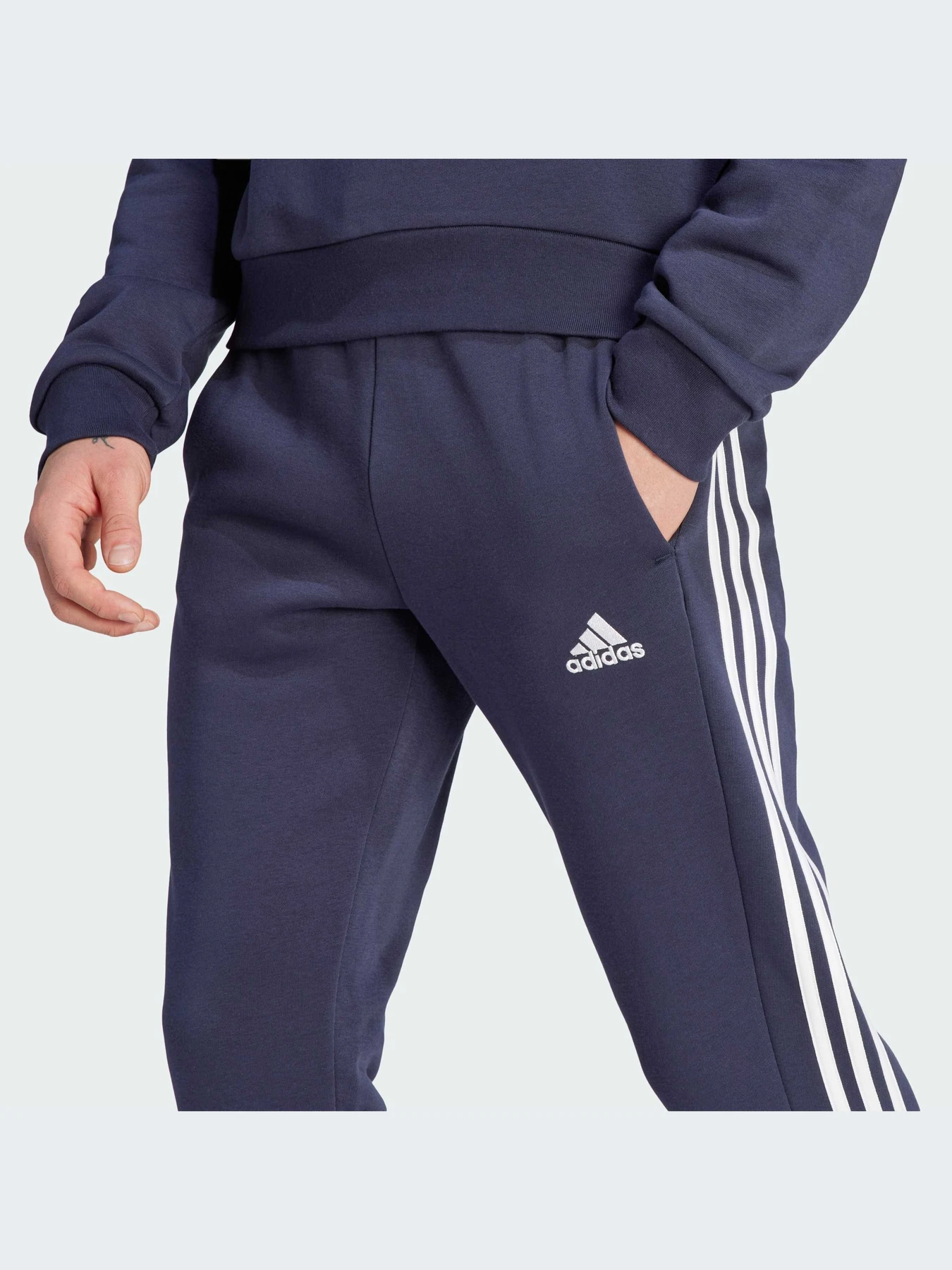 Брюки Adidas модель IJ6493-KZ Брюки Adidas модель IJ6493-KZ Фото
