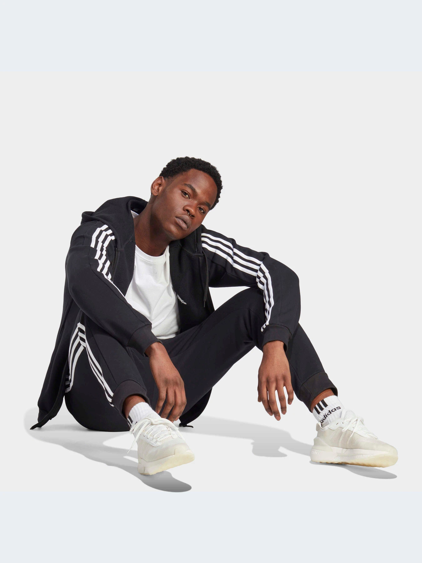 Брюки Adidas модель IB4030-KZ Брюки Adidas модель IB4030-KZ Фото