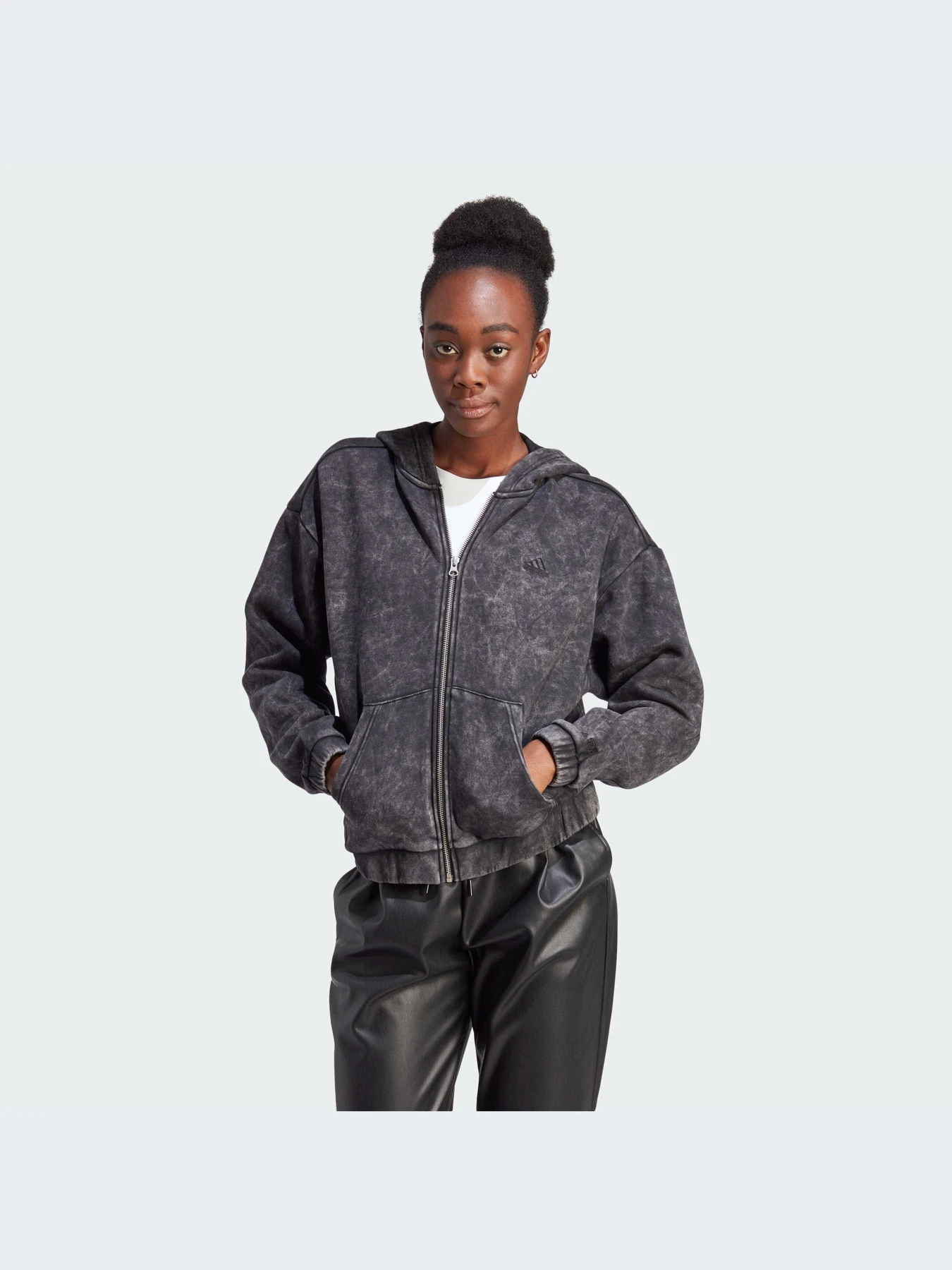 Худи и свитшоты Adidas модель HZ5745-KZ Худи и свитшоты Adidas модель HZ5745-KZ Фото