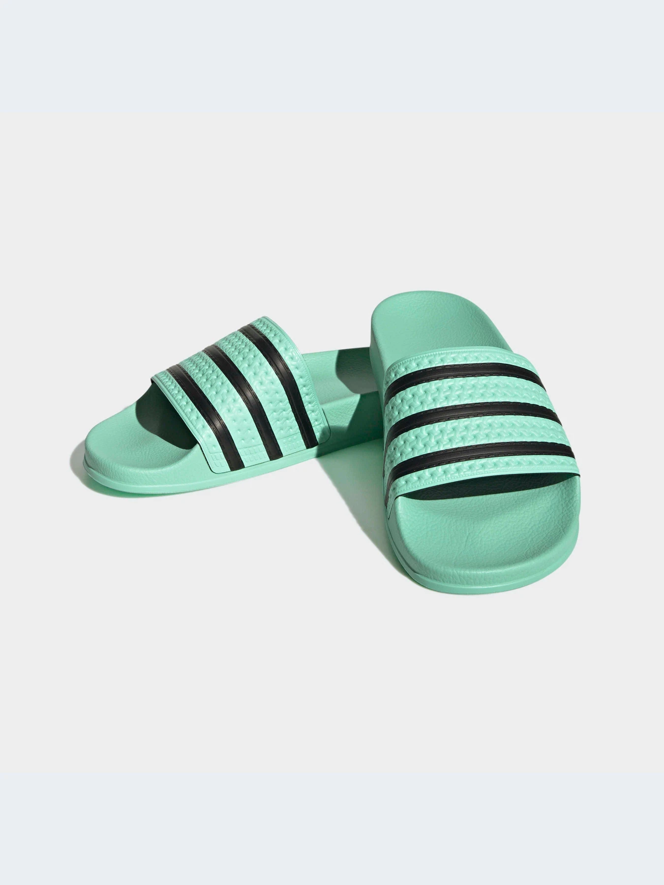 Шлёпанцы Adidas Adilette модель HP6508-KZ Шлёпанцы Adidas Adilette модель HP6508-KZ Фото