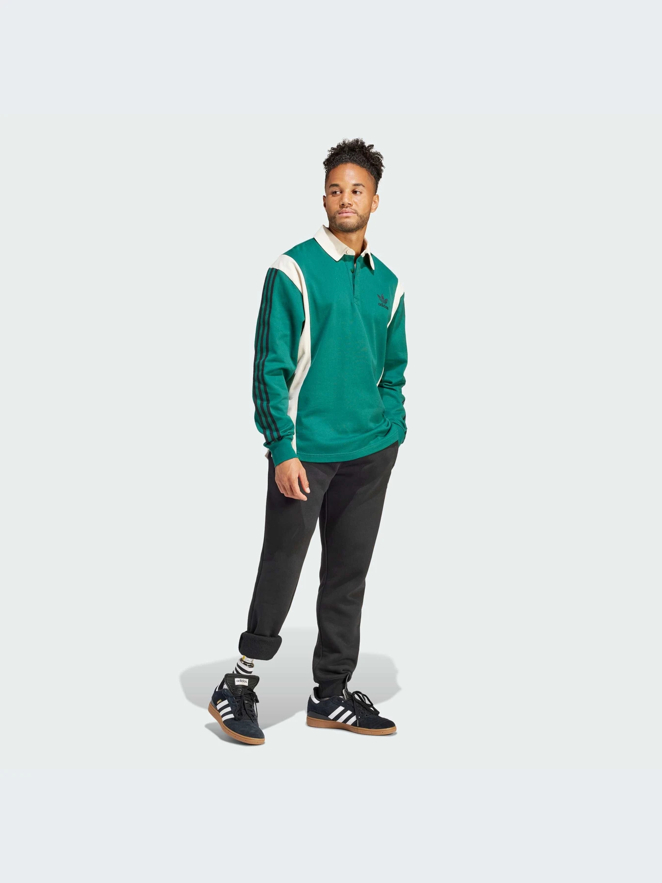 Худи и свитшоты Adidas модель IU0210-KZ Худи и свитшоты Adidas модель IU0210-KZ Фото