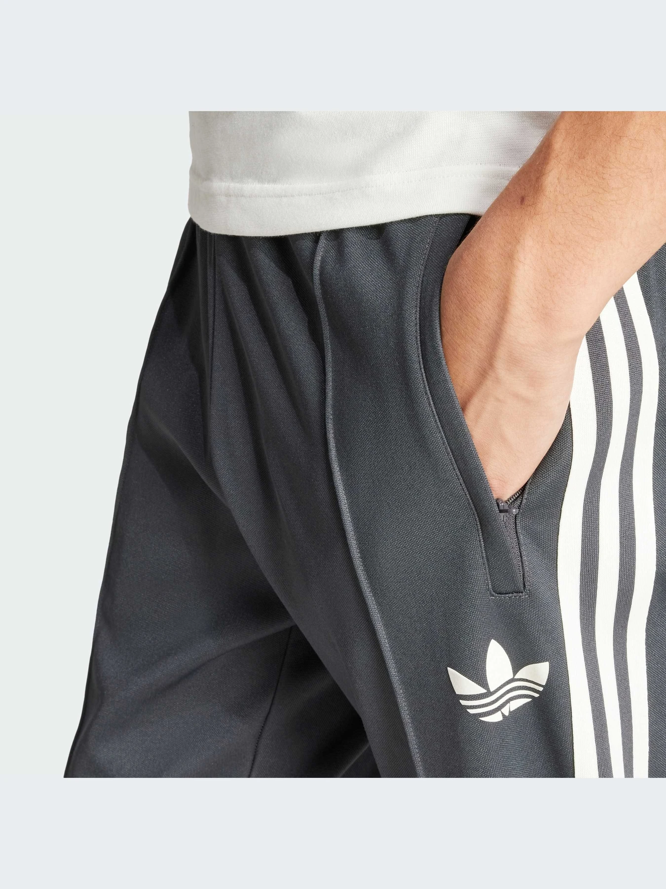 Брюки Adidas модель IU2101-KZ Брюки Adidas модель IU2101-KZ Фото