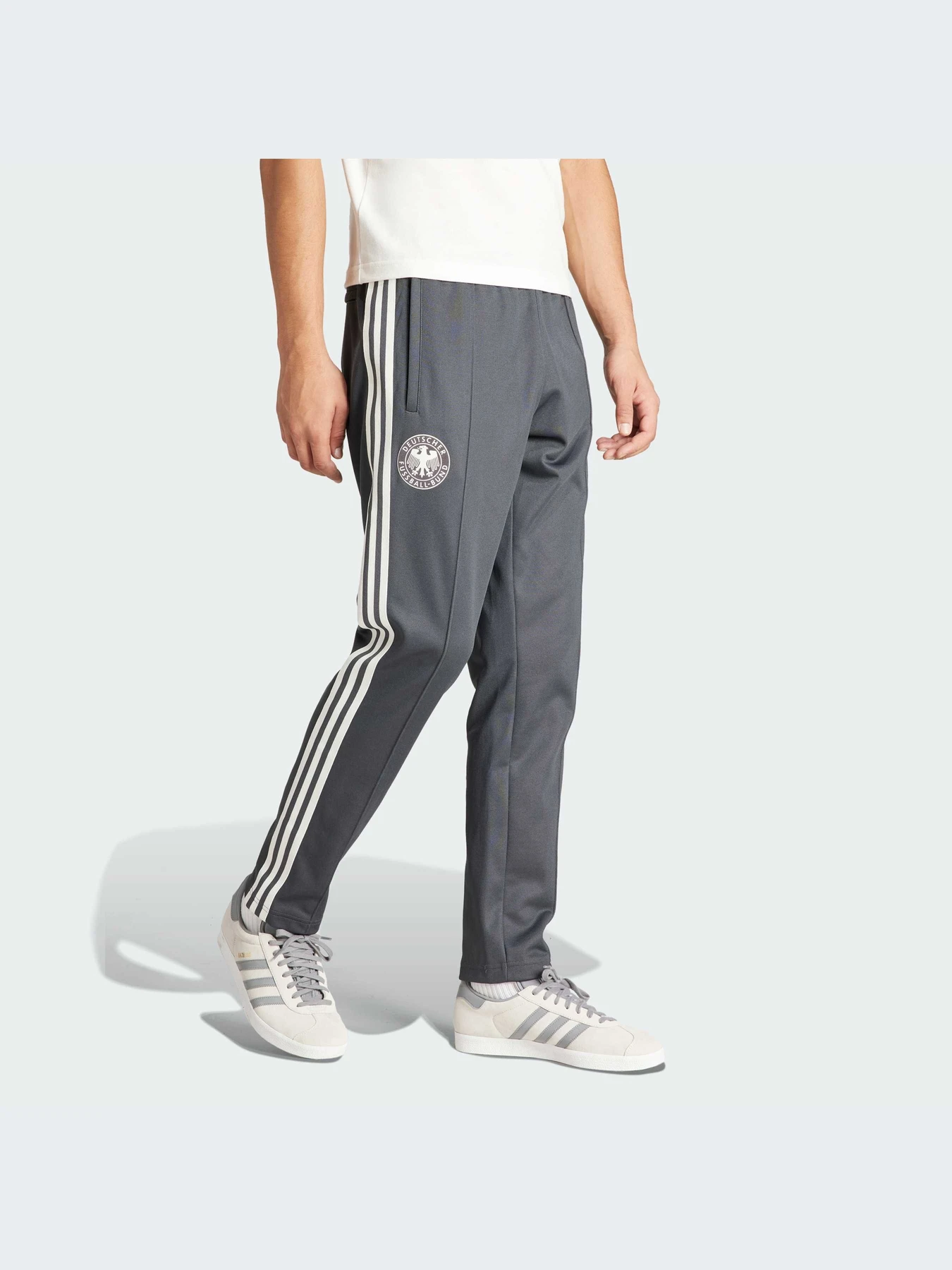 Брюки Adidas модель IU2101-KZ Брюки Adidas модель IU2101-KZ Фото