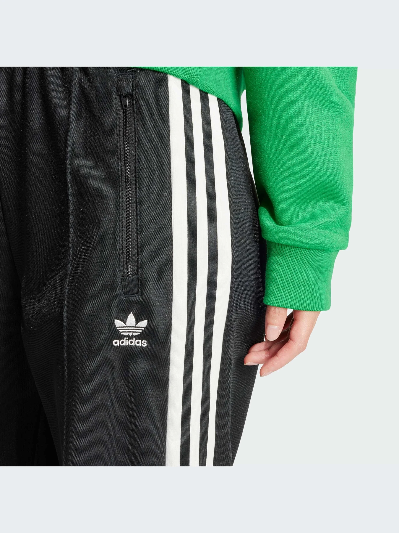 Брюки Adidas модель IR6090-KZ Брюки Adidas модель IR6090-KZ Фото