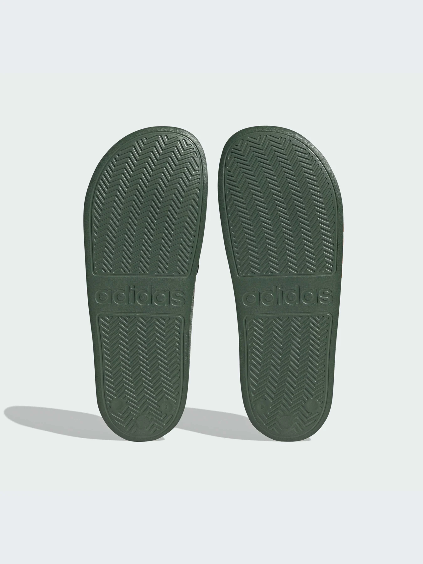 Шлёпанцы Adidas модель HP2953-KZ Шлёпанцы Adidas модель HP2953-KZ Фото