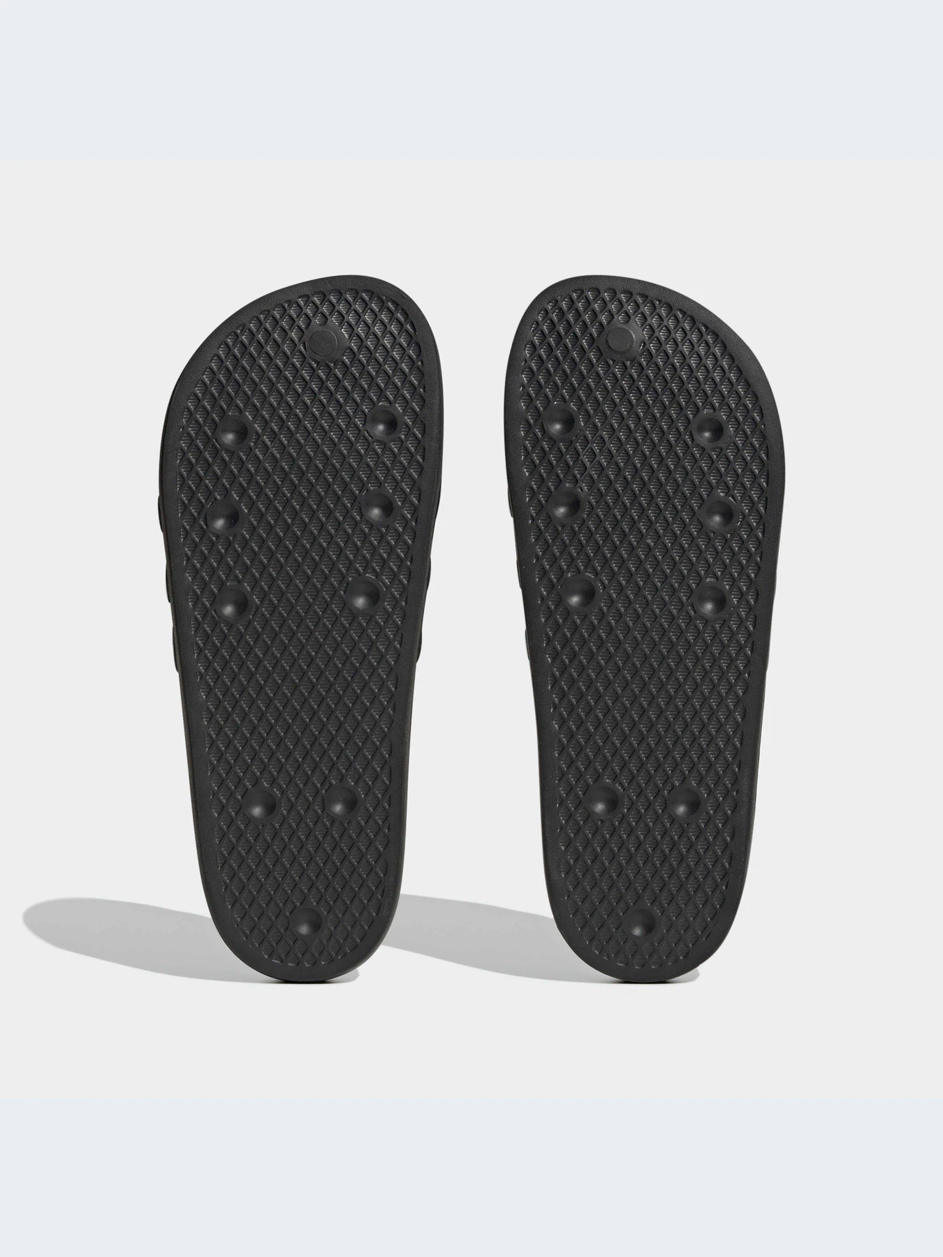 Шлёпанцы Adidas Adilette модель HQ7218-KZ Шлёпанцы Adidas Adilette модель HQ7218-KZ Фото