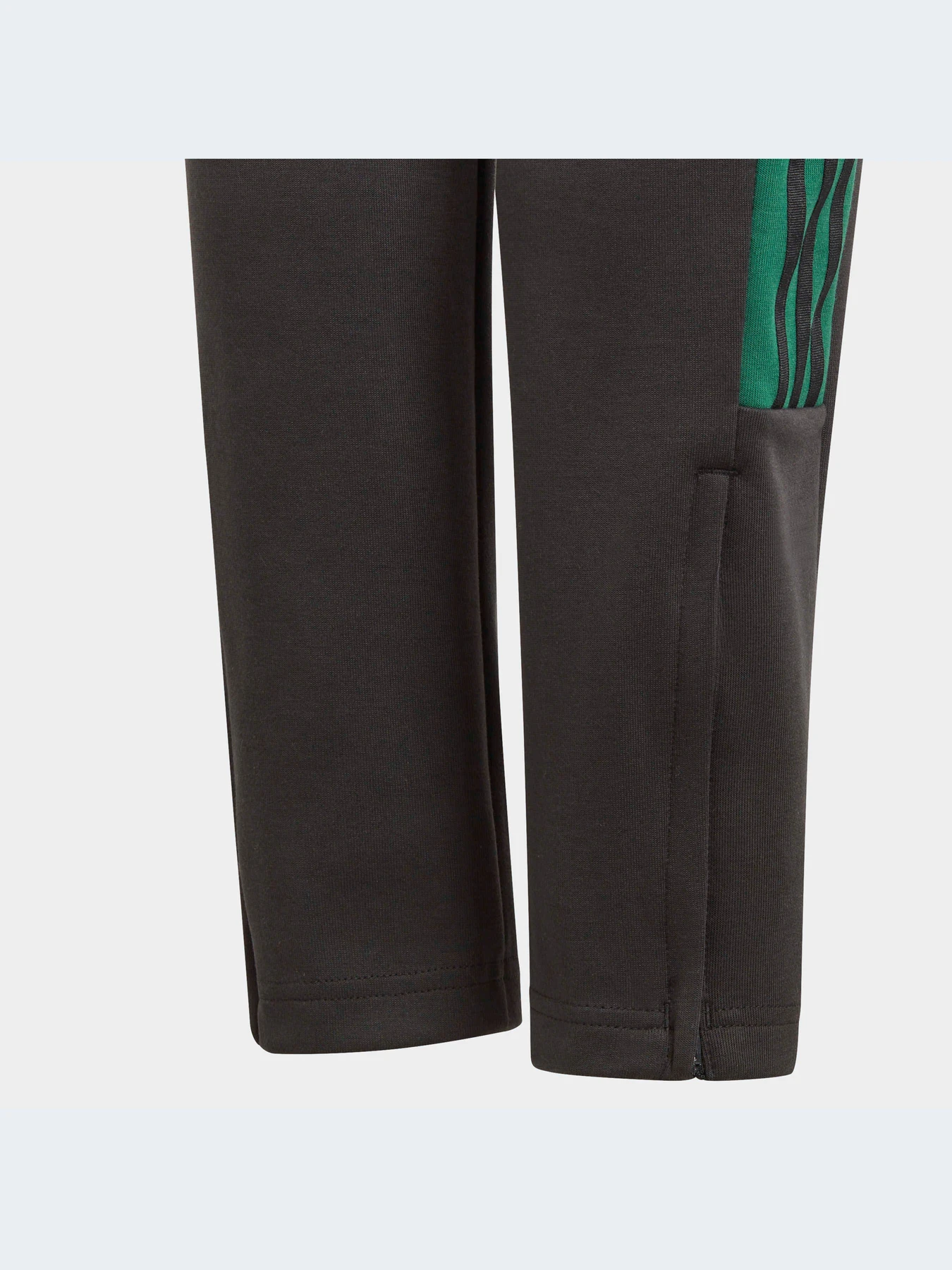 Брюки Adidas Tiro модель HY4212-KZ Брюки Adidas Tiro модель HY4212-KZ Фото