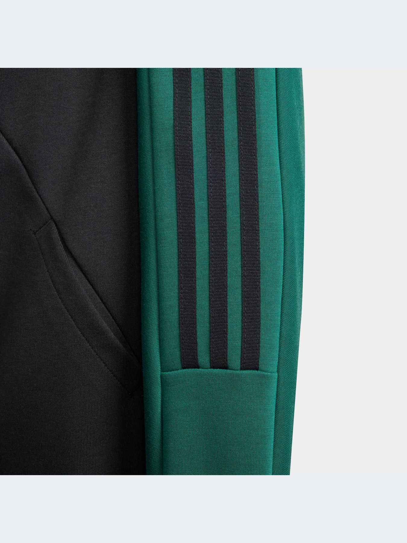 Худи и свитшоты Adidas Tiro модель HY4217-KZ Худи и свитшоты Adidas Tiro модель HY4217-KZ Фото