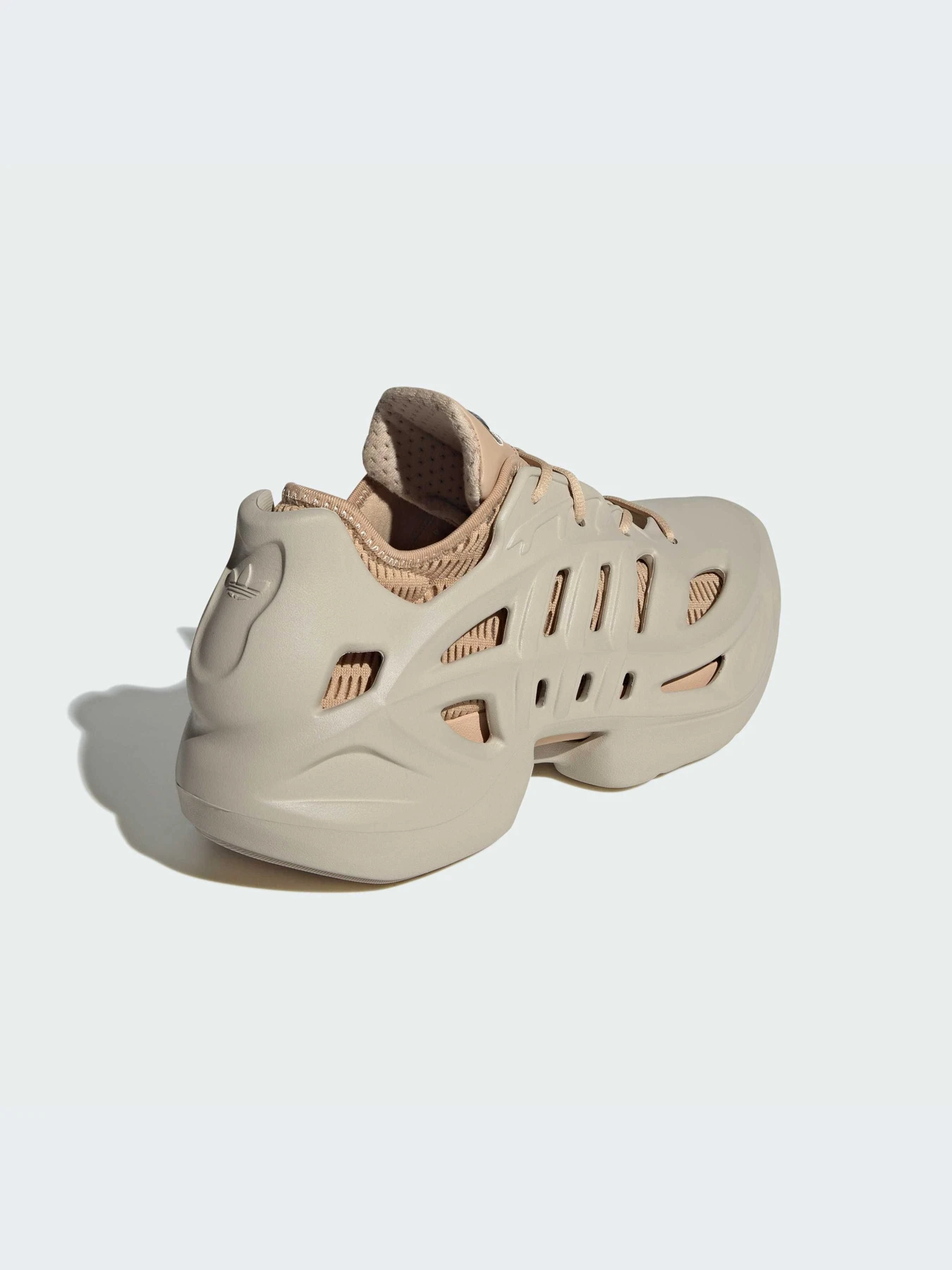 Кроссовки Adidas модель IF3904-KZ Кроссовки Adidas модель IF3904-KZ Фото