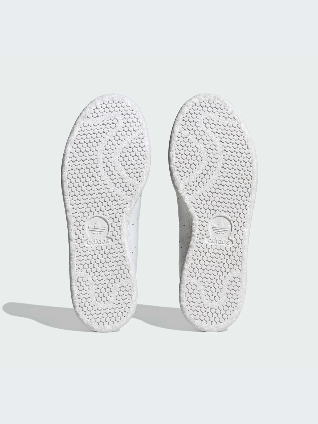 Кроссовки Adidas Stan Smith модель IG3389-KZ Кроссовки Adidas Stan Smith модель IG3389-KZ Фото