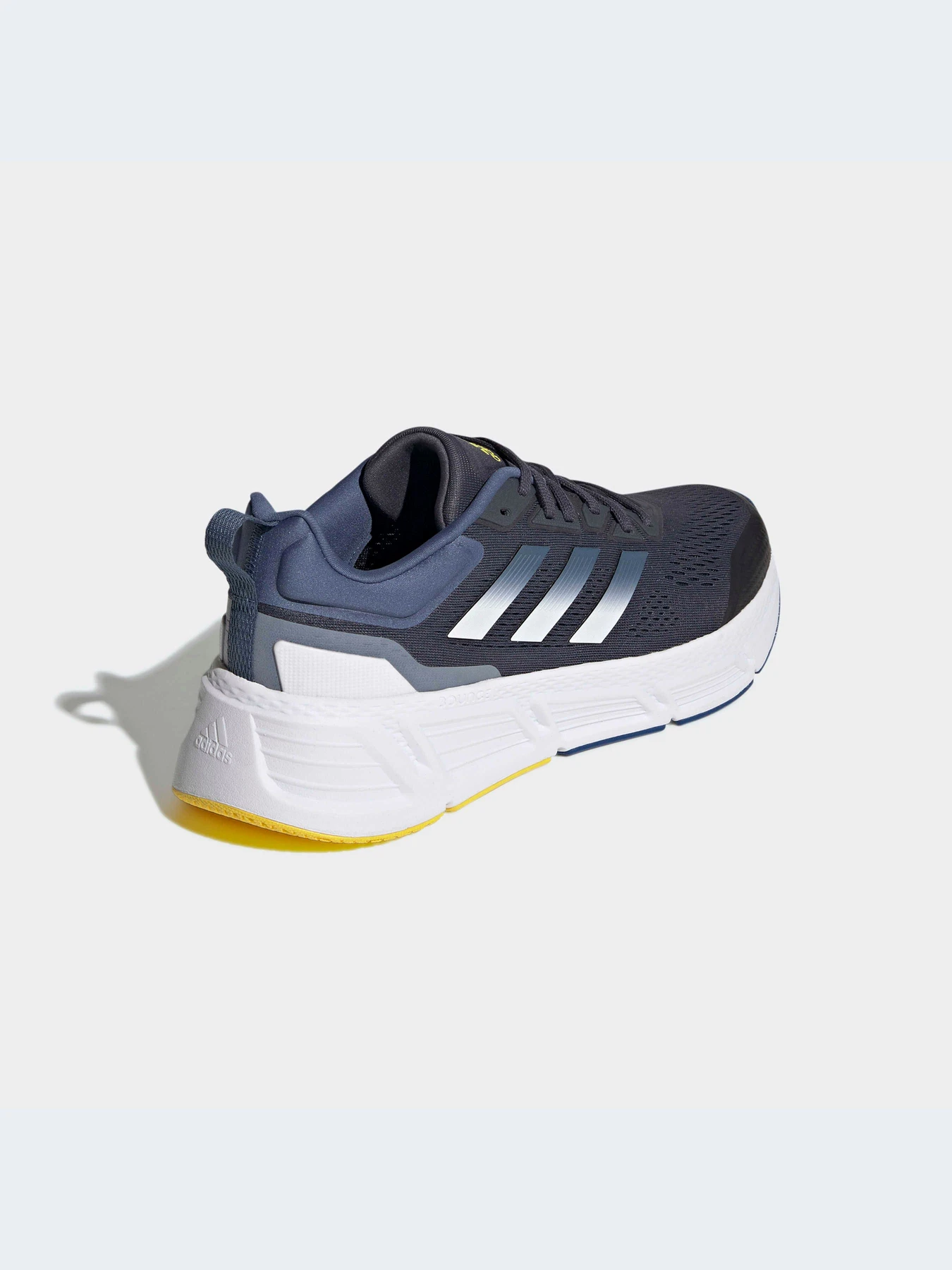 Кроссовки Adidas модель GY2261-KZ Кроссовки Adidas модель GY2261-KZ Фото