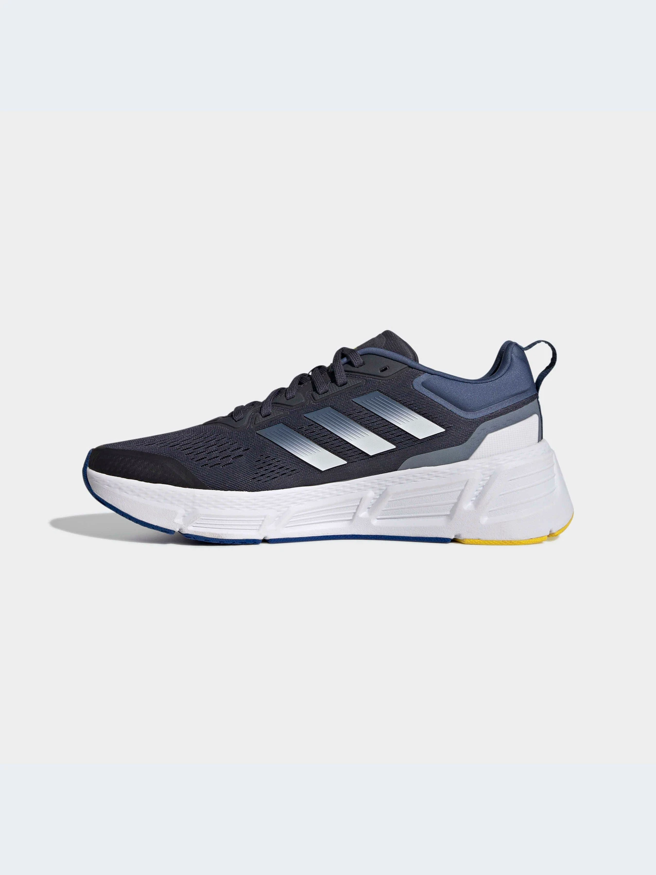 Кроссовки Adidas модель GY2261-KZ Кроссовки Adidas модель GY2261-KZ Фото